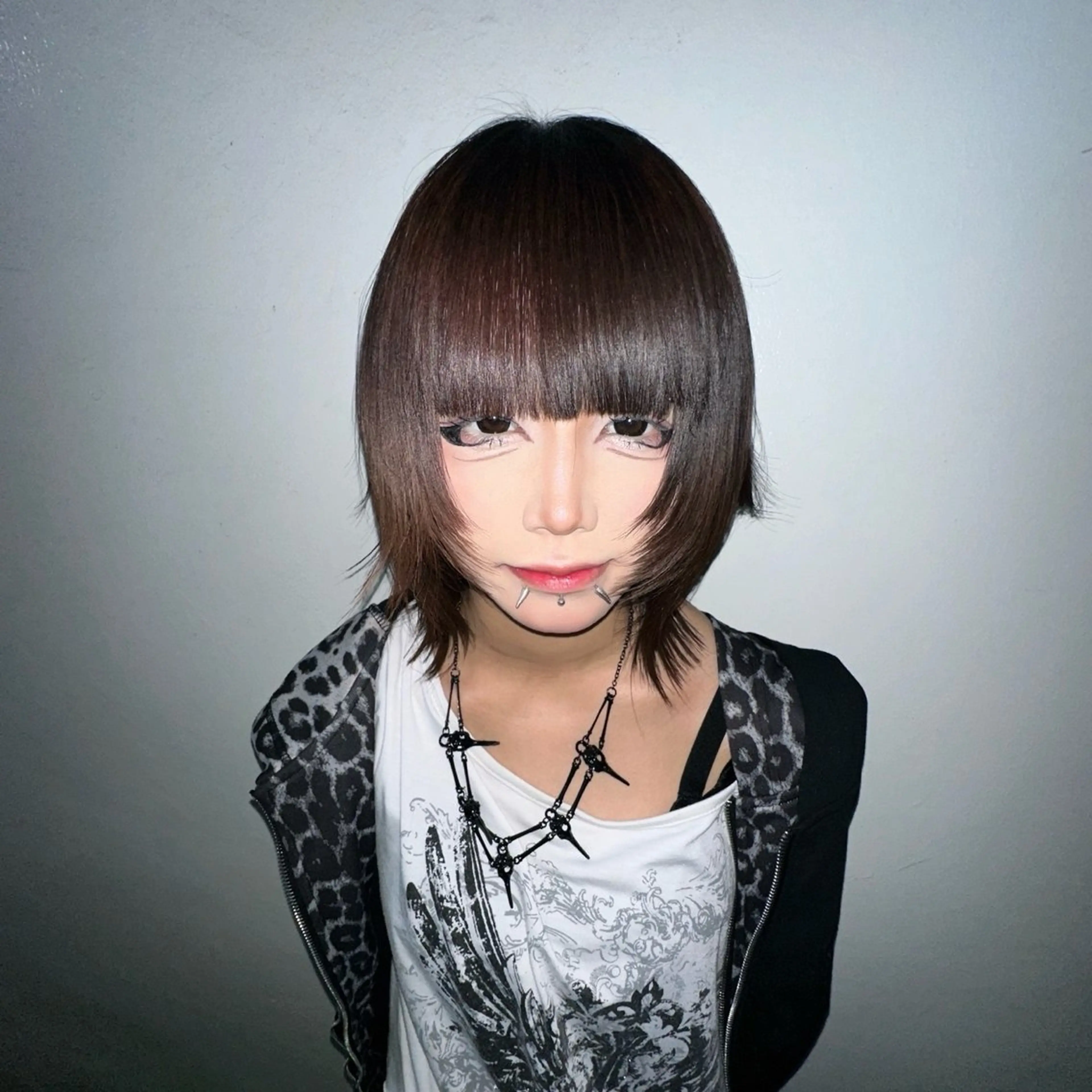 ミディアム ハイトーン/ウルフ /エクステ/ましろのヘアスタイル