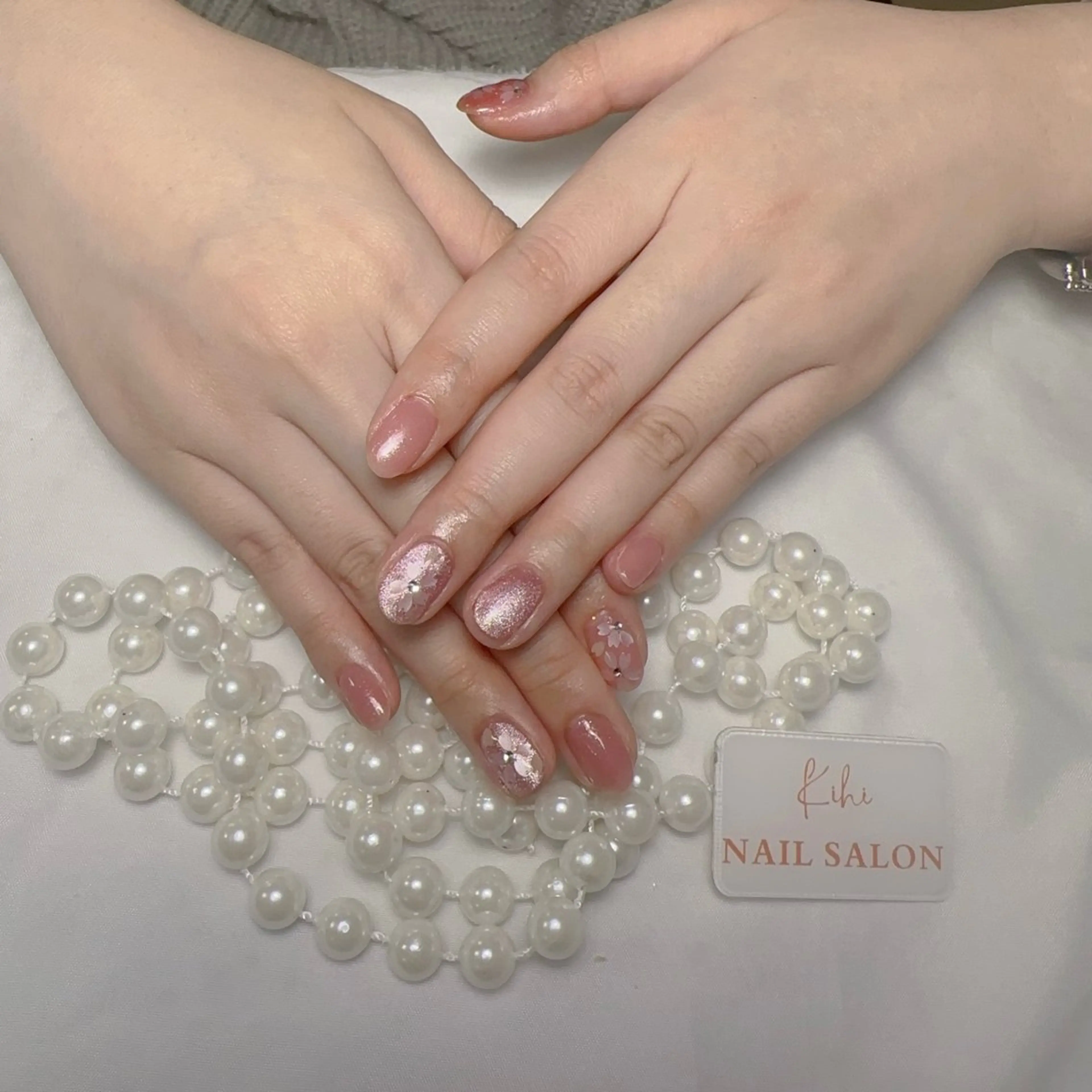 ネイル アートネイル フレンチネイル ジェルネイル グラデーション 韓国ネイル ハンドネイル ハンドケア さくら💮💮 【オフ無料】のネイルデザイン