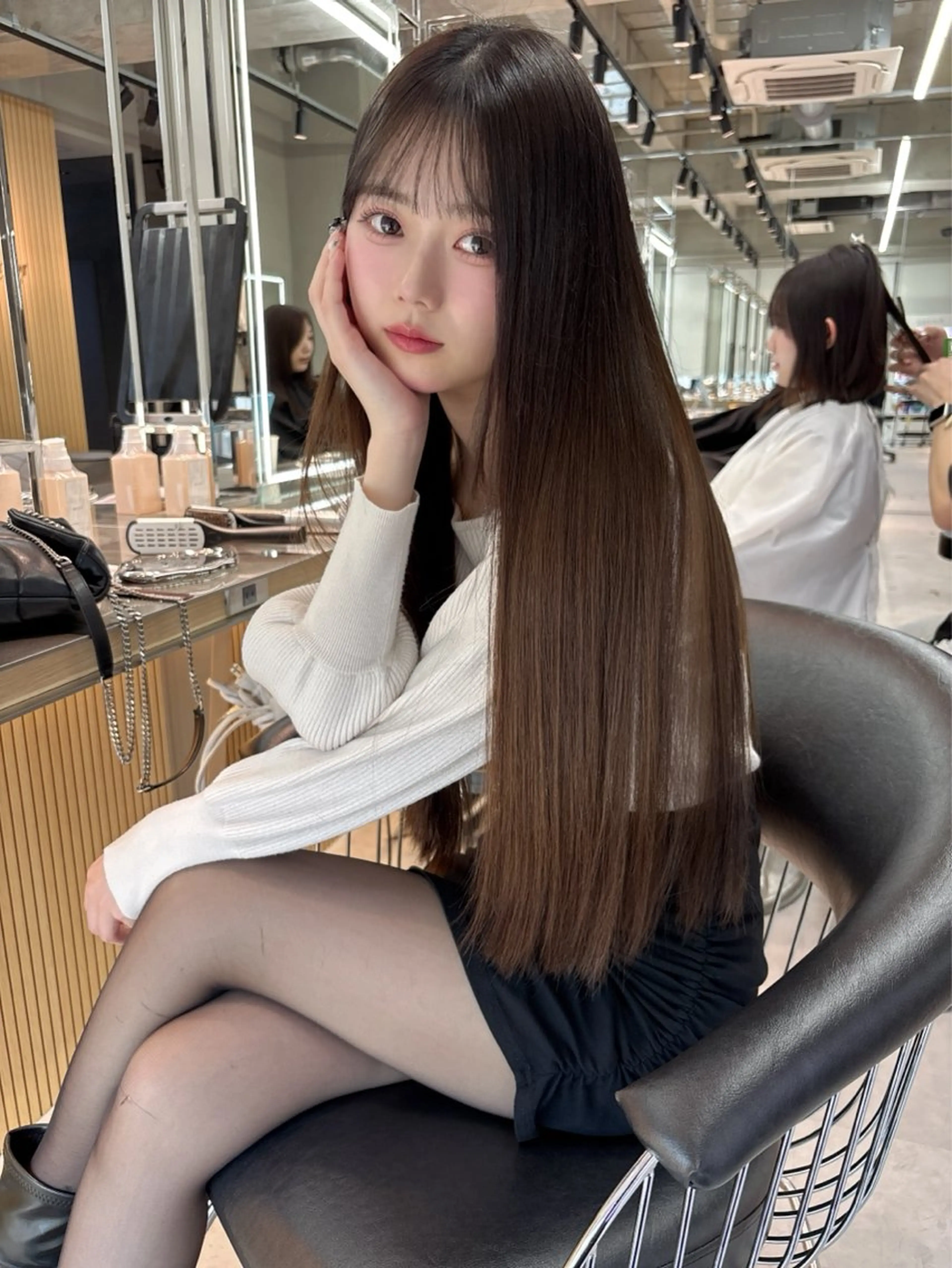 セミロング カラー パーマ ベージュカラー レイヤーカット 縮毛矯正 カット ヘアカラー 【美髪矯正】 吉村　清志のヘアスタイル