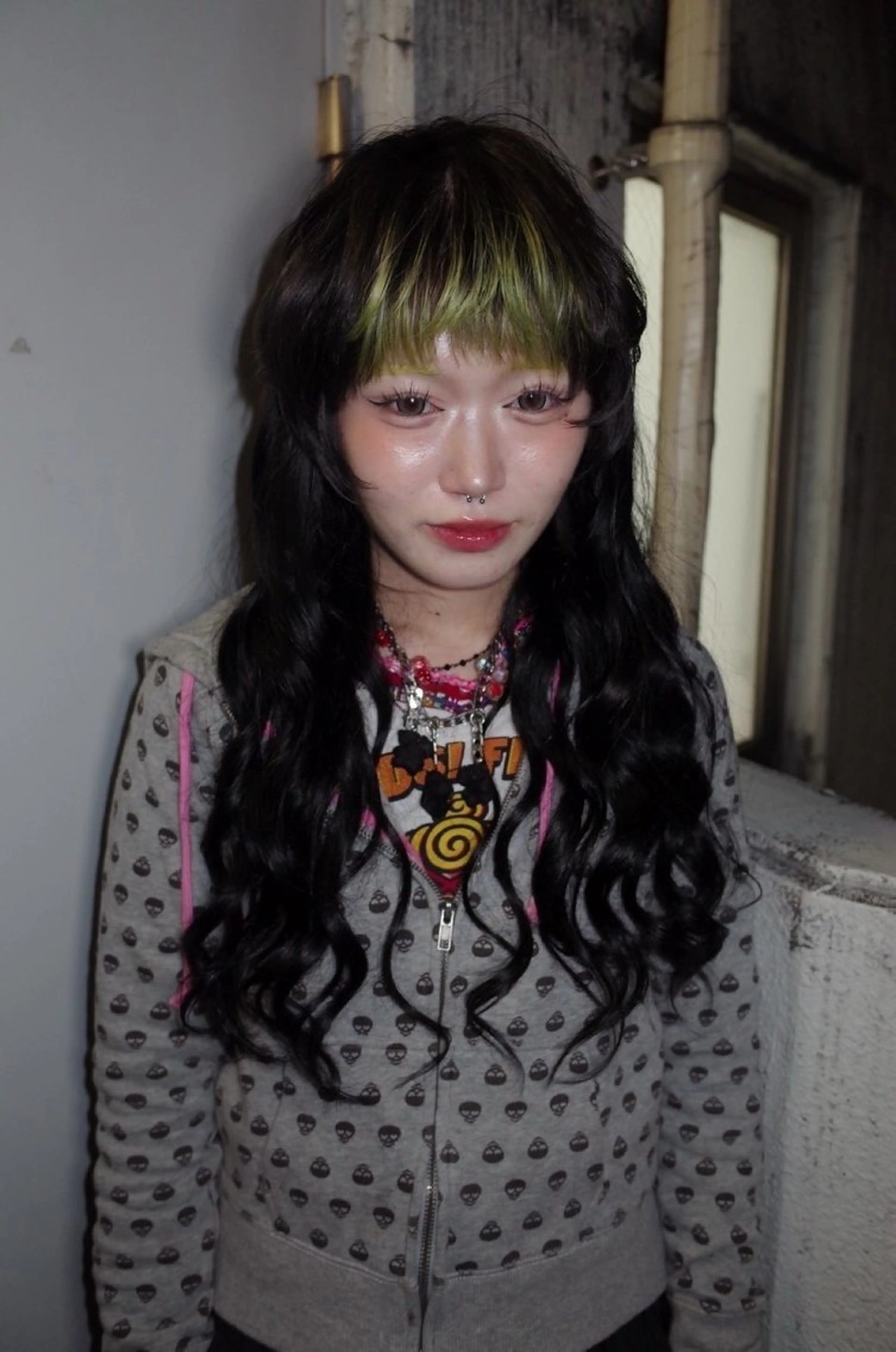 セミロング カラー ブリーチ ヘアカラー トリートメント Momoka🪷 /ハイトーンのヘアスタイル