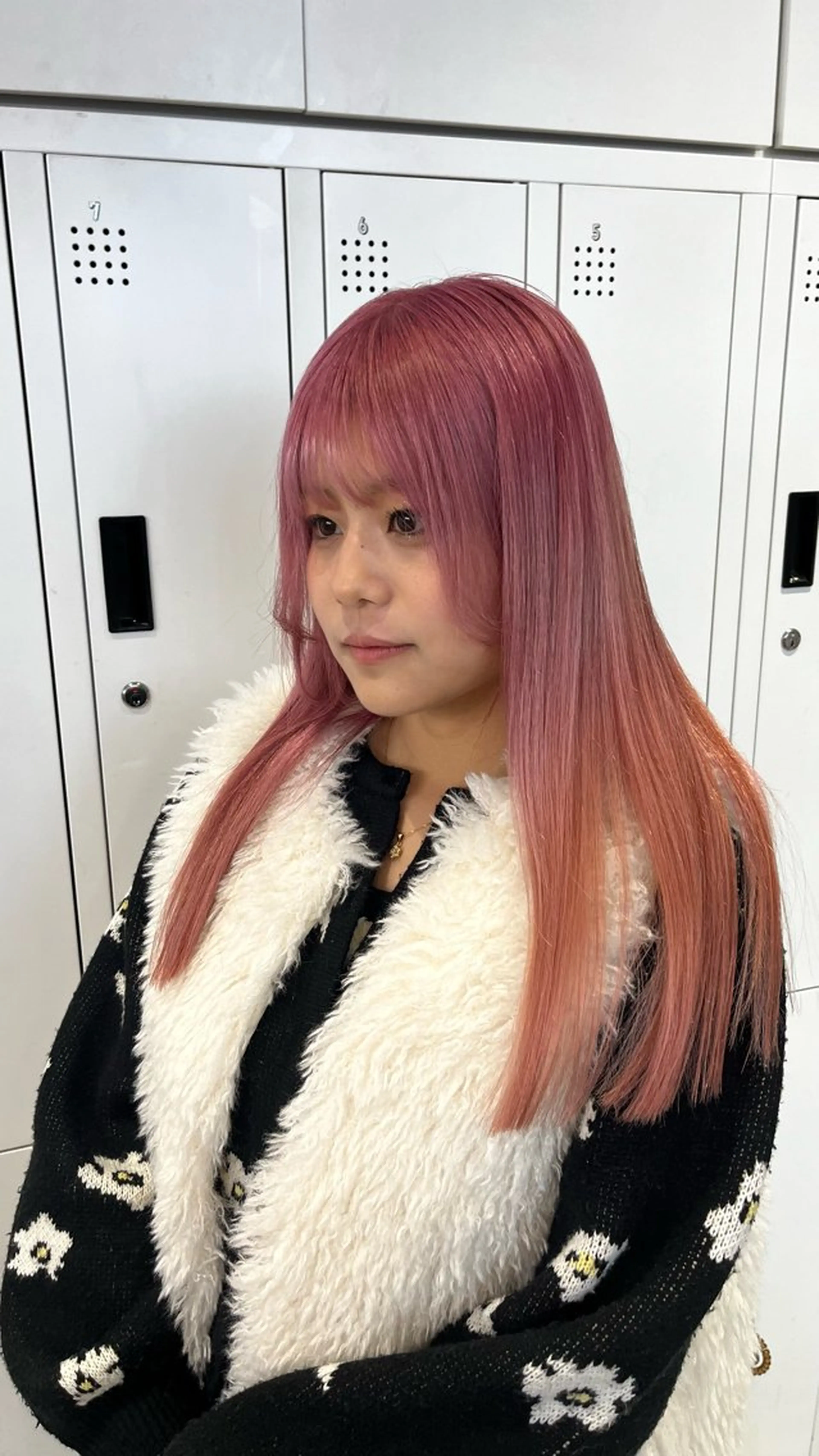 ロング カラー ヘアカラー メンズパーマ/ メッシュ📍ﾕﾘのヘアスタイル