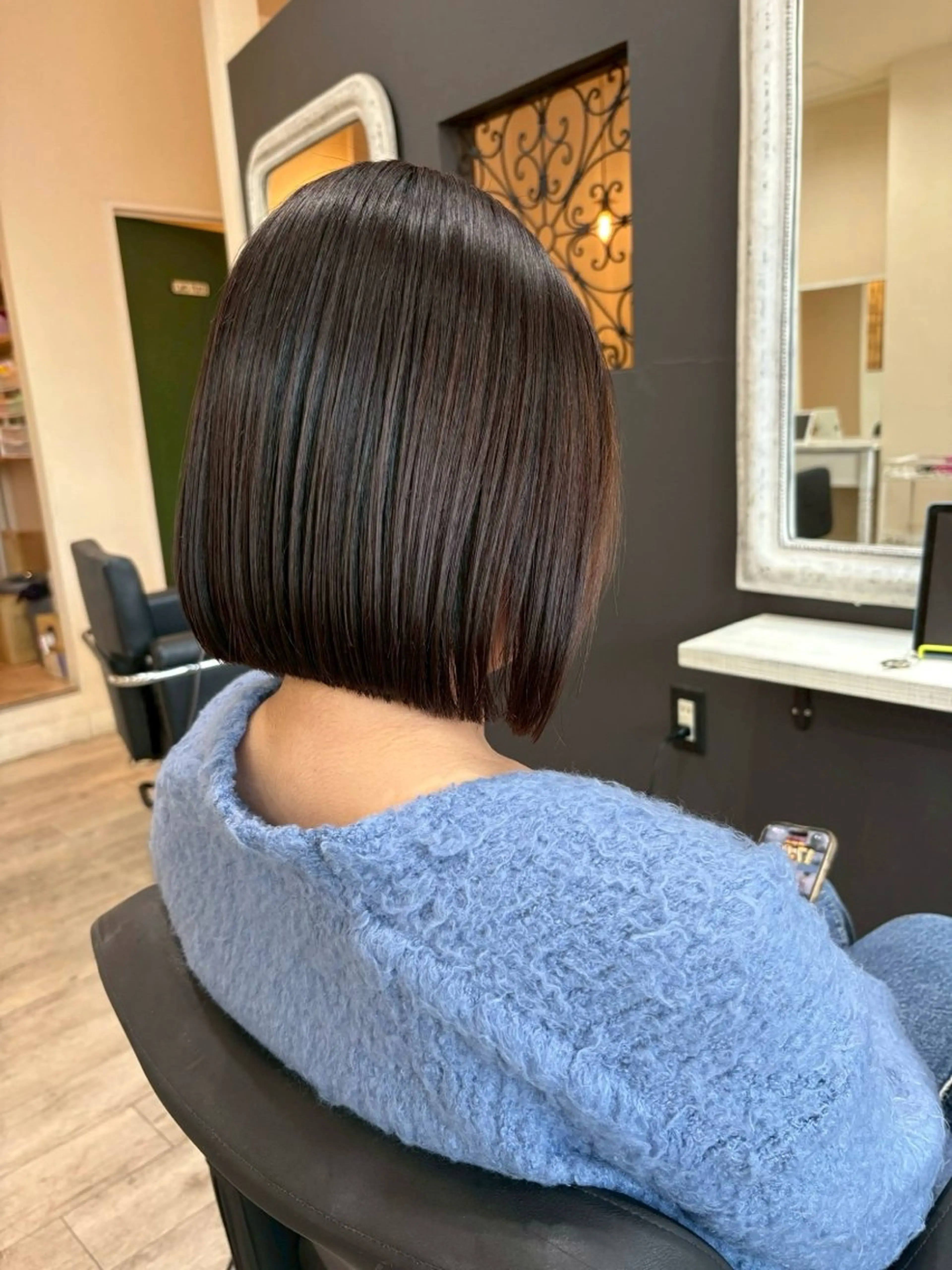 ショート カラー YURA hairのヘアスタイル