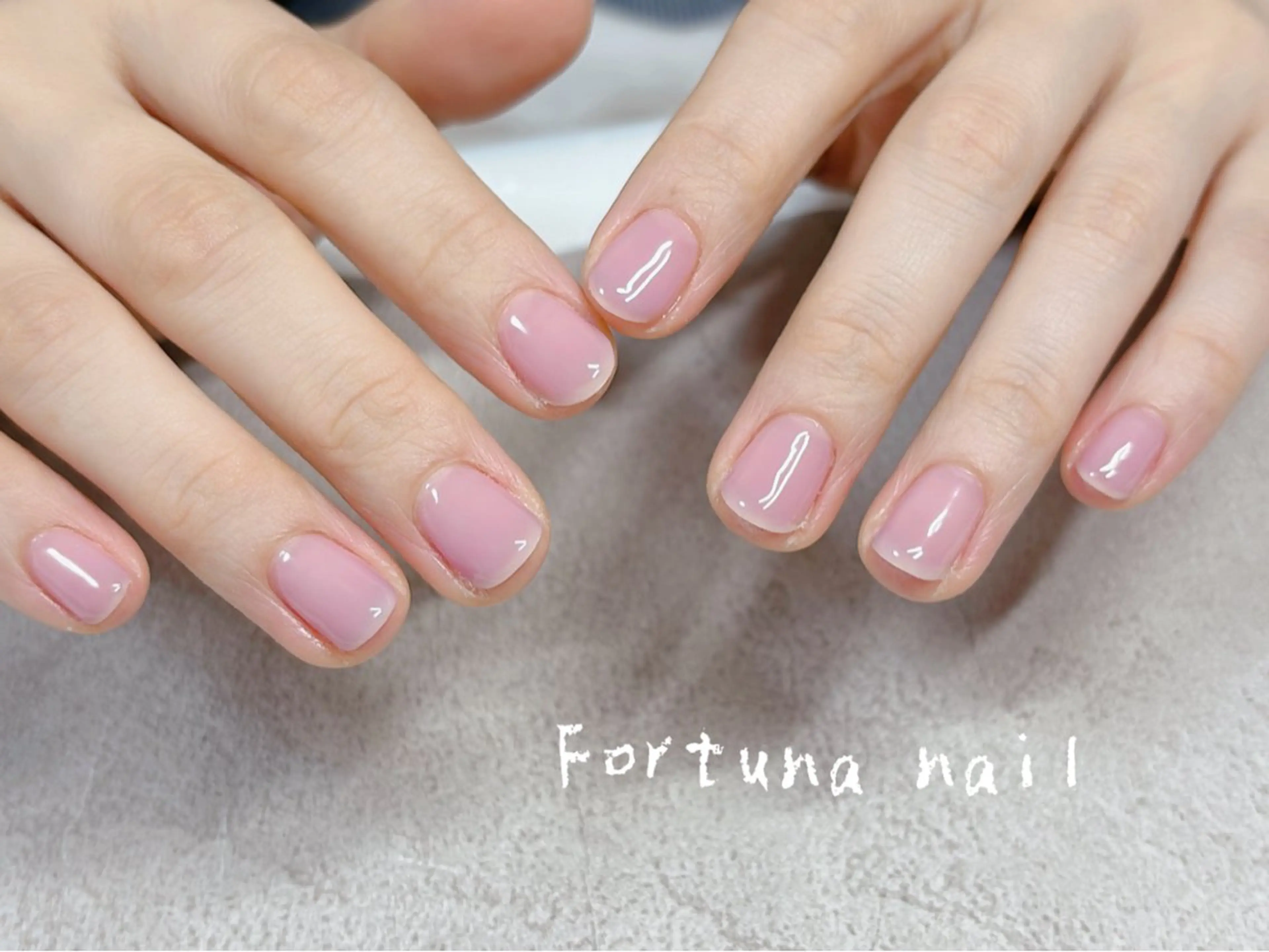 ネイル ハンドネイル Nail •Head スパFortunaのネイルデザイン