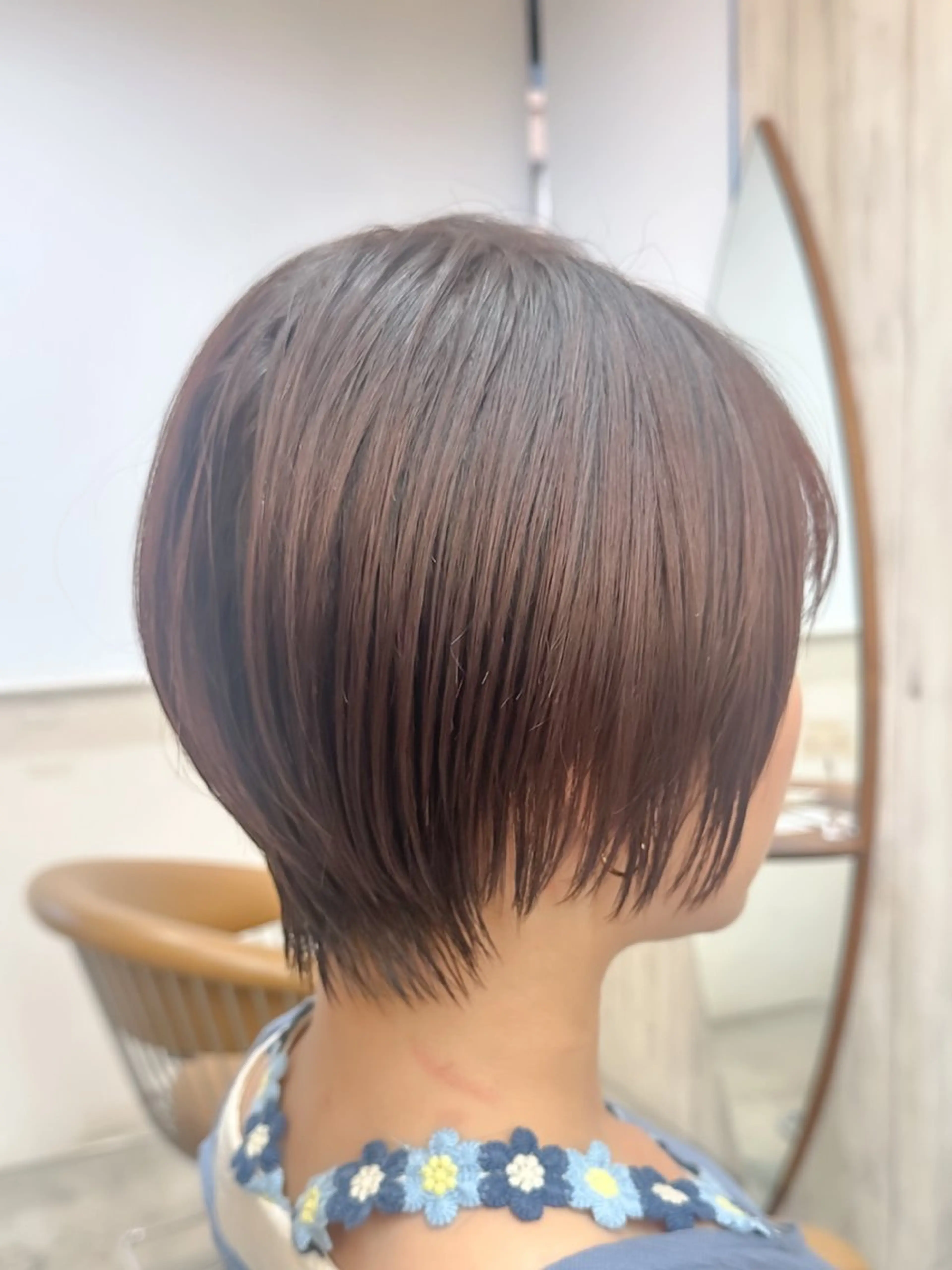 ショート カラー カット ヘアカラー トリートメント 縮毛矯正/髪質改善 /ボブ/ともきのヘアスタイル