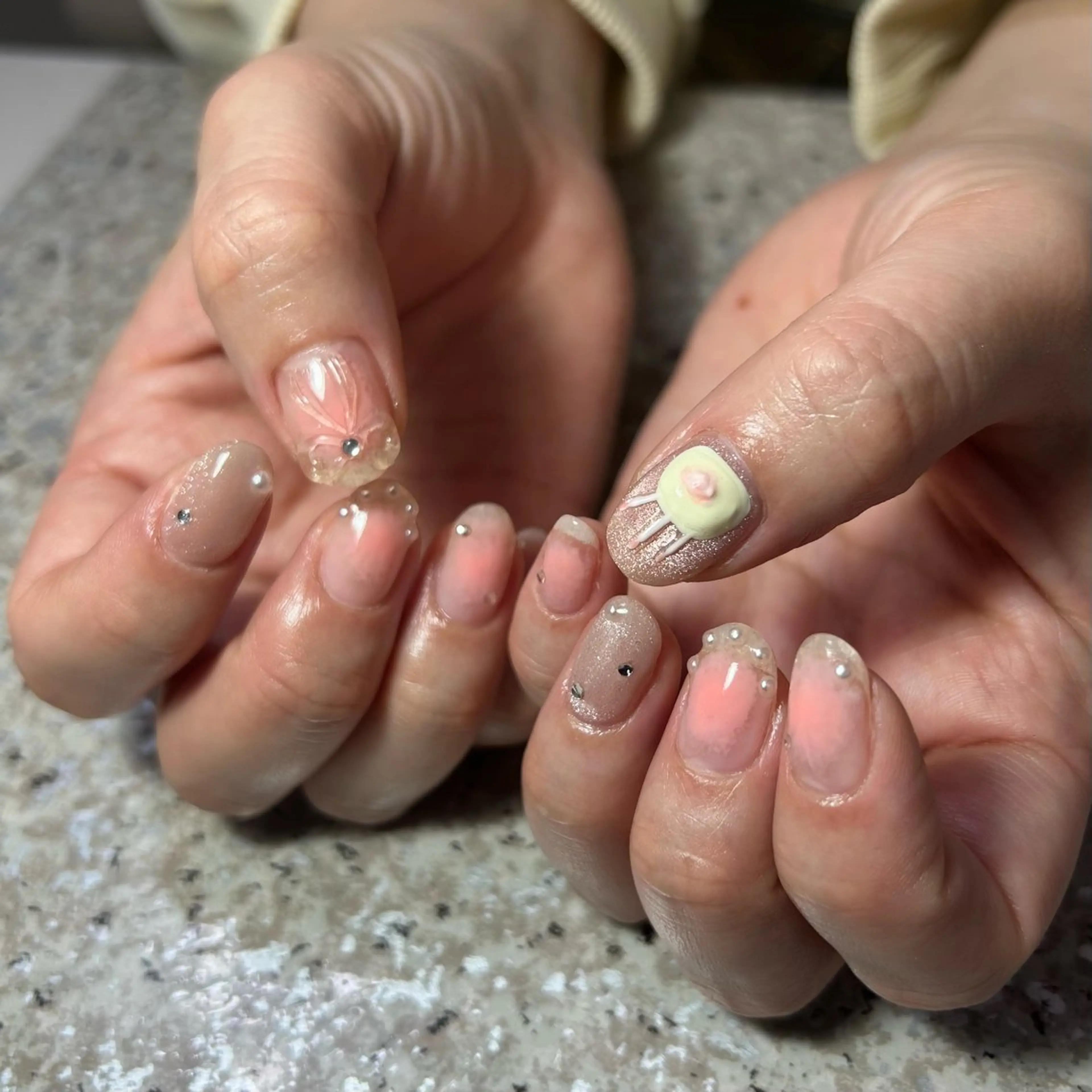 ネイル ハンドネイル nailroom‪ sb‪‪𓈒𓂂𓏸のネイルデザイン