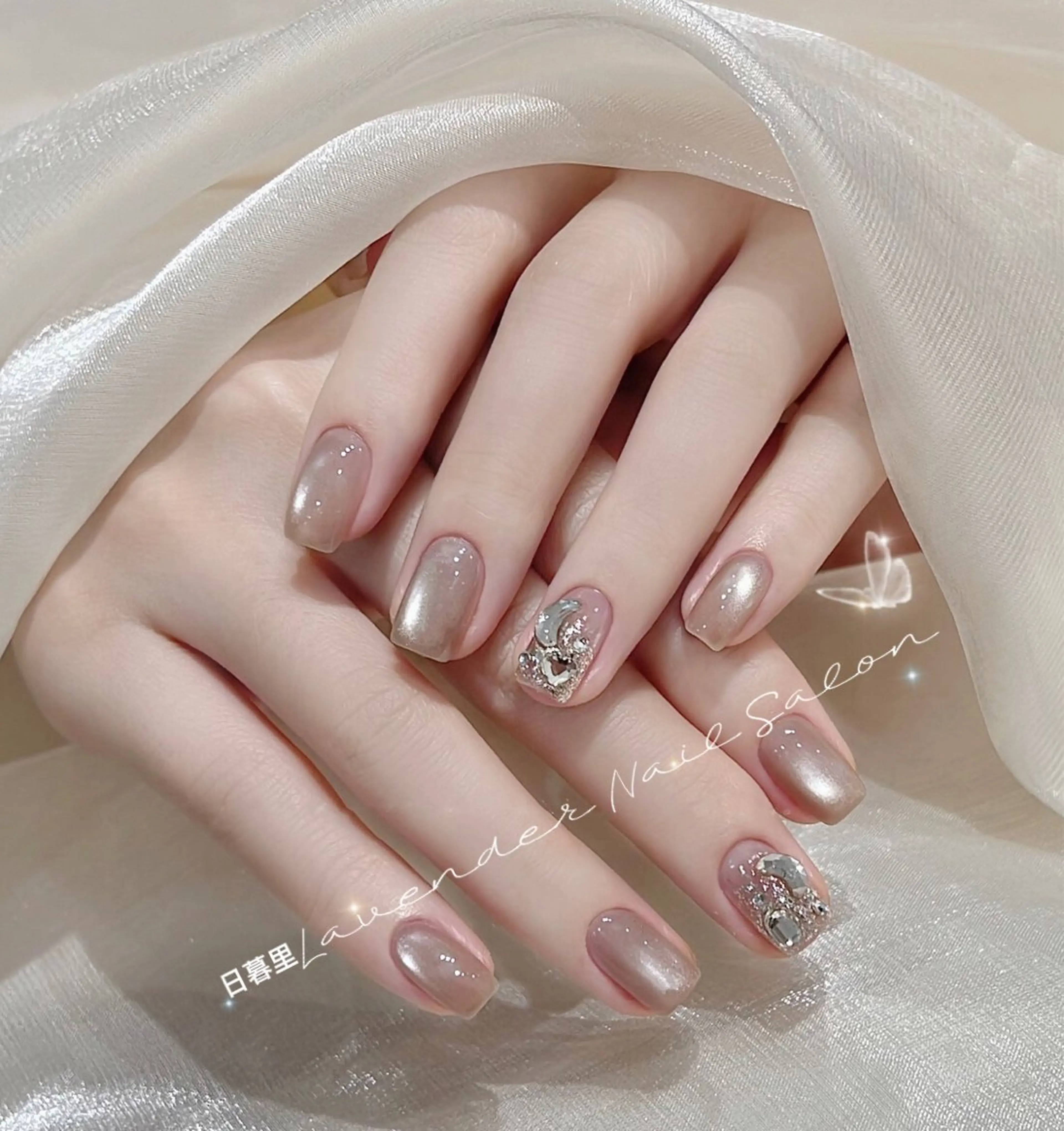 💅[Hand 付け放題]マグネット/フラッシュネイル✖️人気2本つけ放題 💅￥５,600の写真