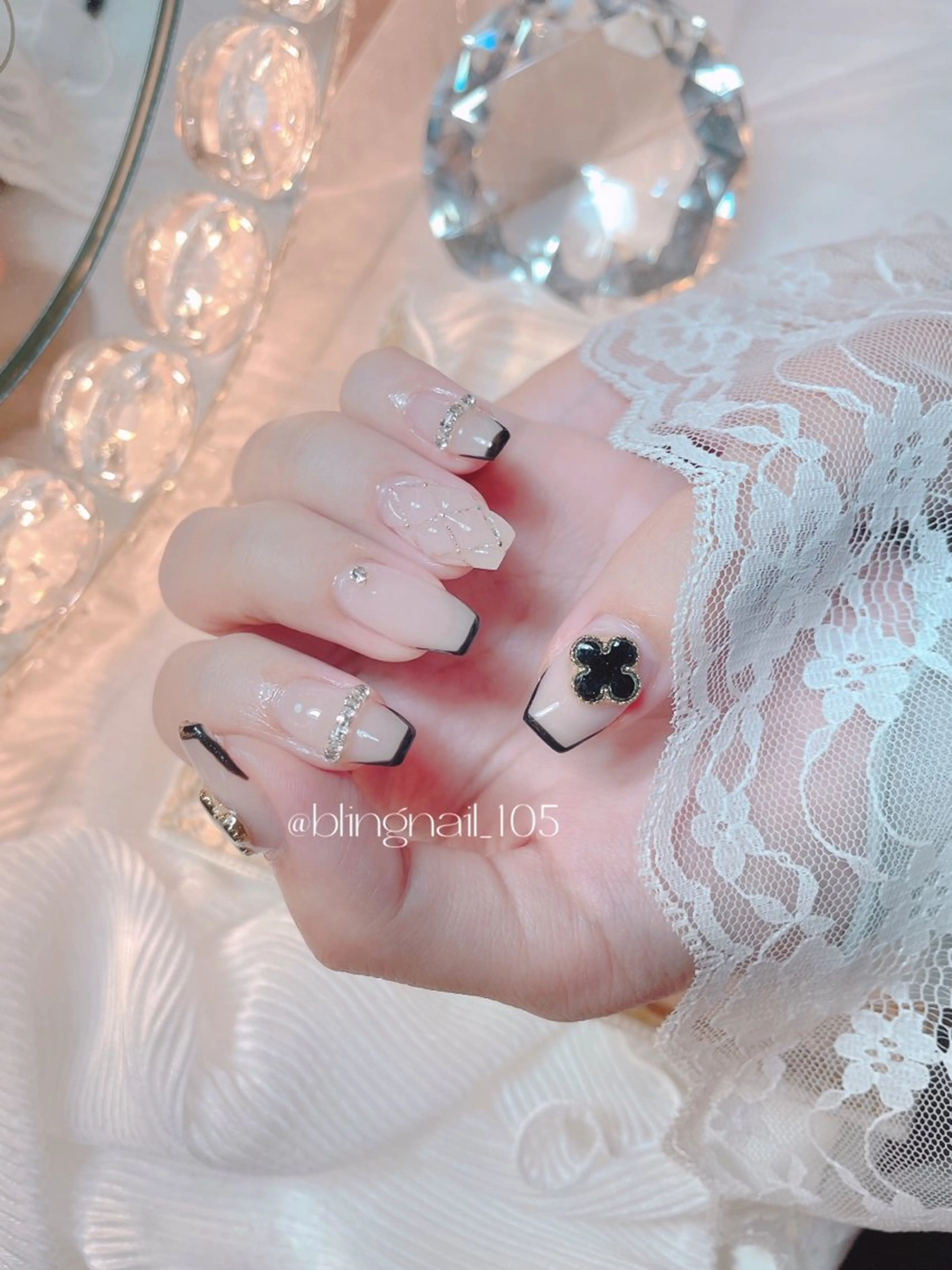 ネイル 23時まで❤︎韓国、 ワンホンネイルのネイルデザイン