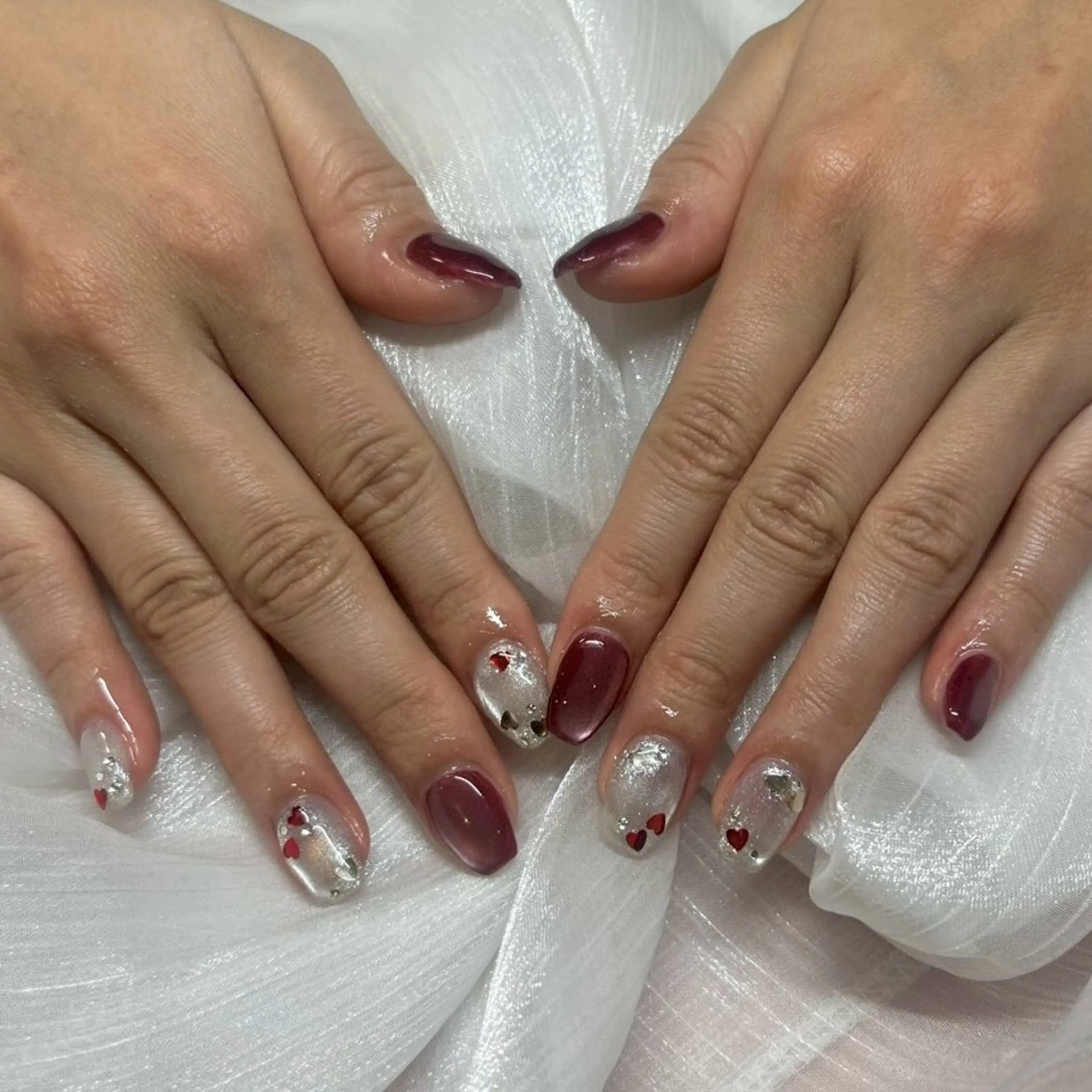 ネイル ハート マグネットネイル バレンタイン lalaroom. nailsalon航空公園店所属・lala room.のネイルデザイン