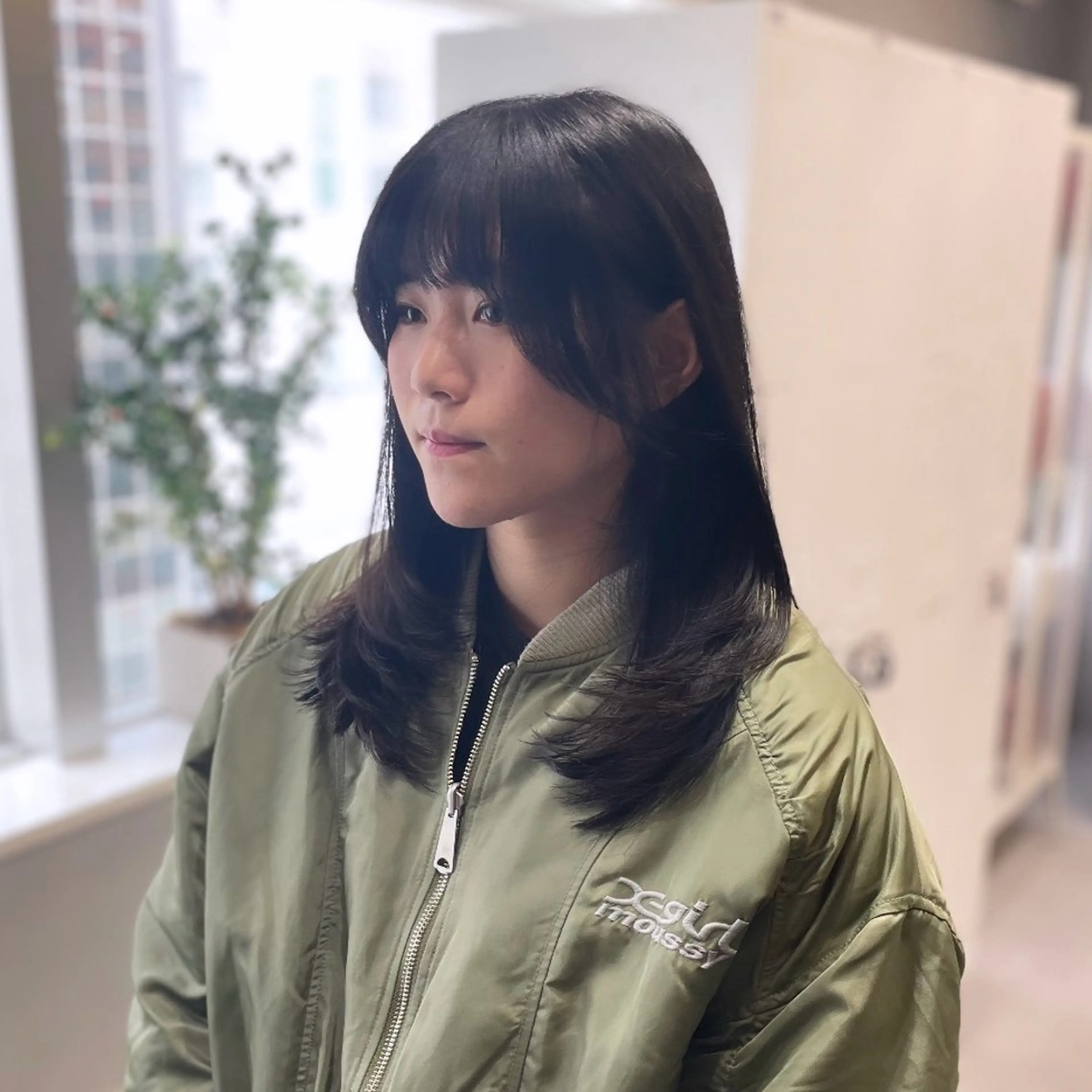 セミロング カラー 黒髪 レイヤーカット カット ヘアカラー Rui/透明感カラー 暖色/レイヤーカットのヘアスタイル