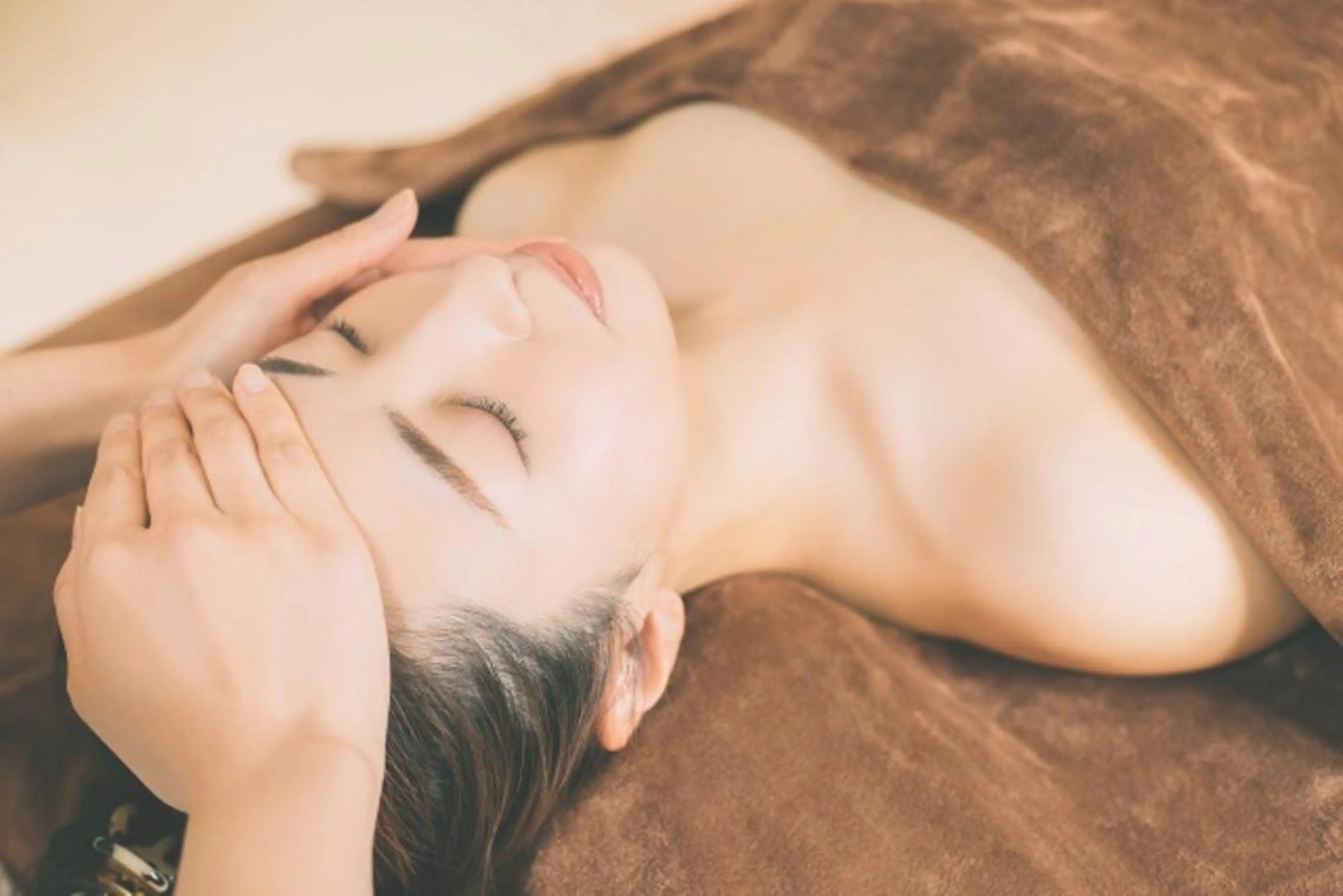 【フェイシャル付】全身筋膜×小顔筋膜(酵素洗顔・スキンケア込🫧)で本来の位置へ120分の写真