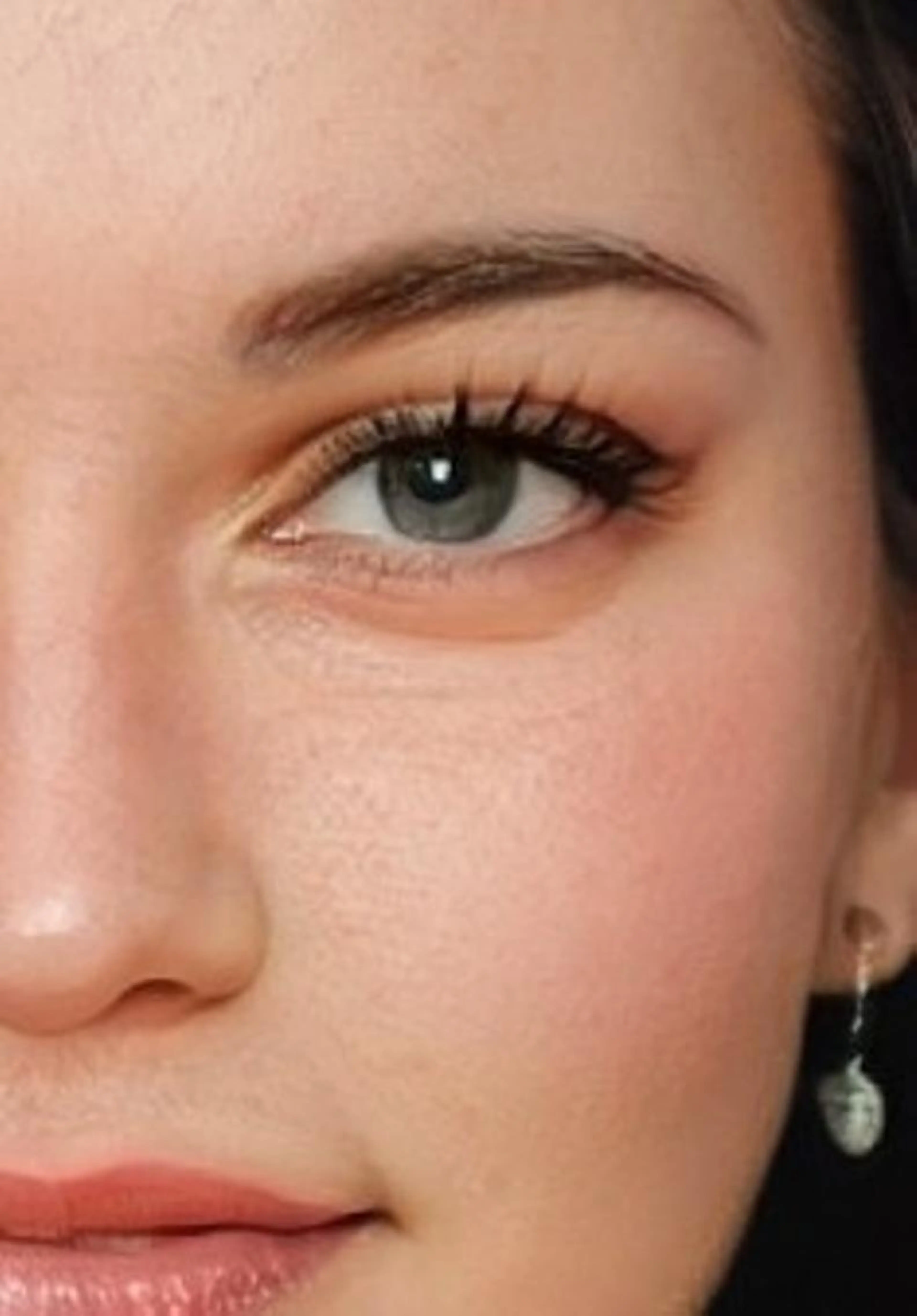 ブロウラミネーション（眉毛パーマ）の写真