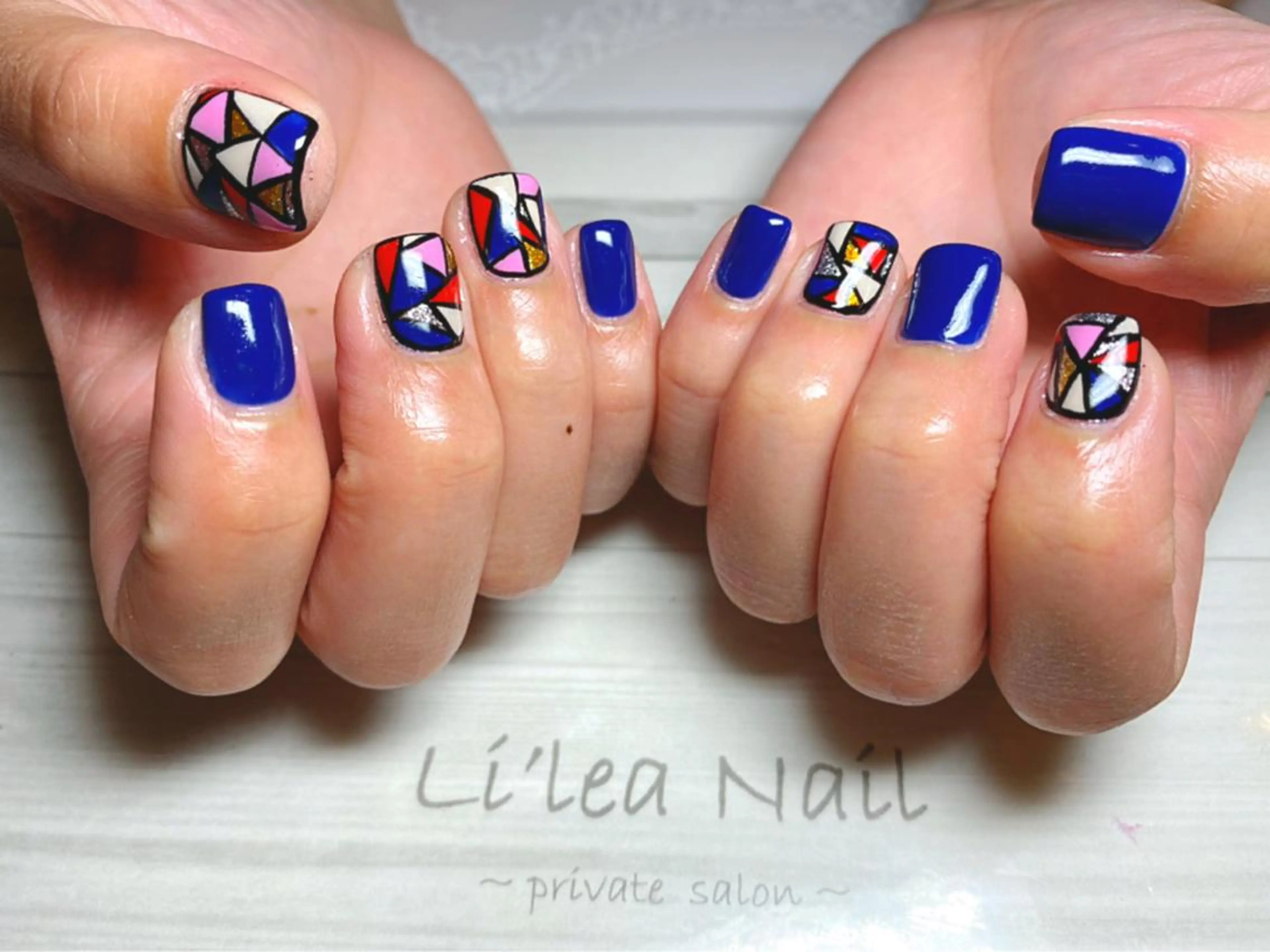 ネイル Li'leaNail AINAのネイルデザイン