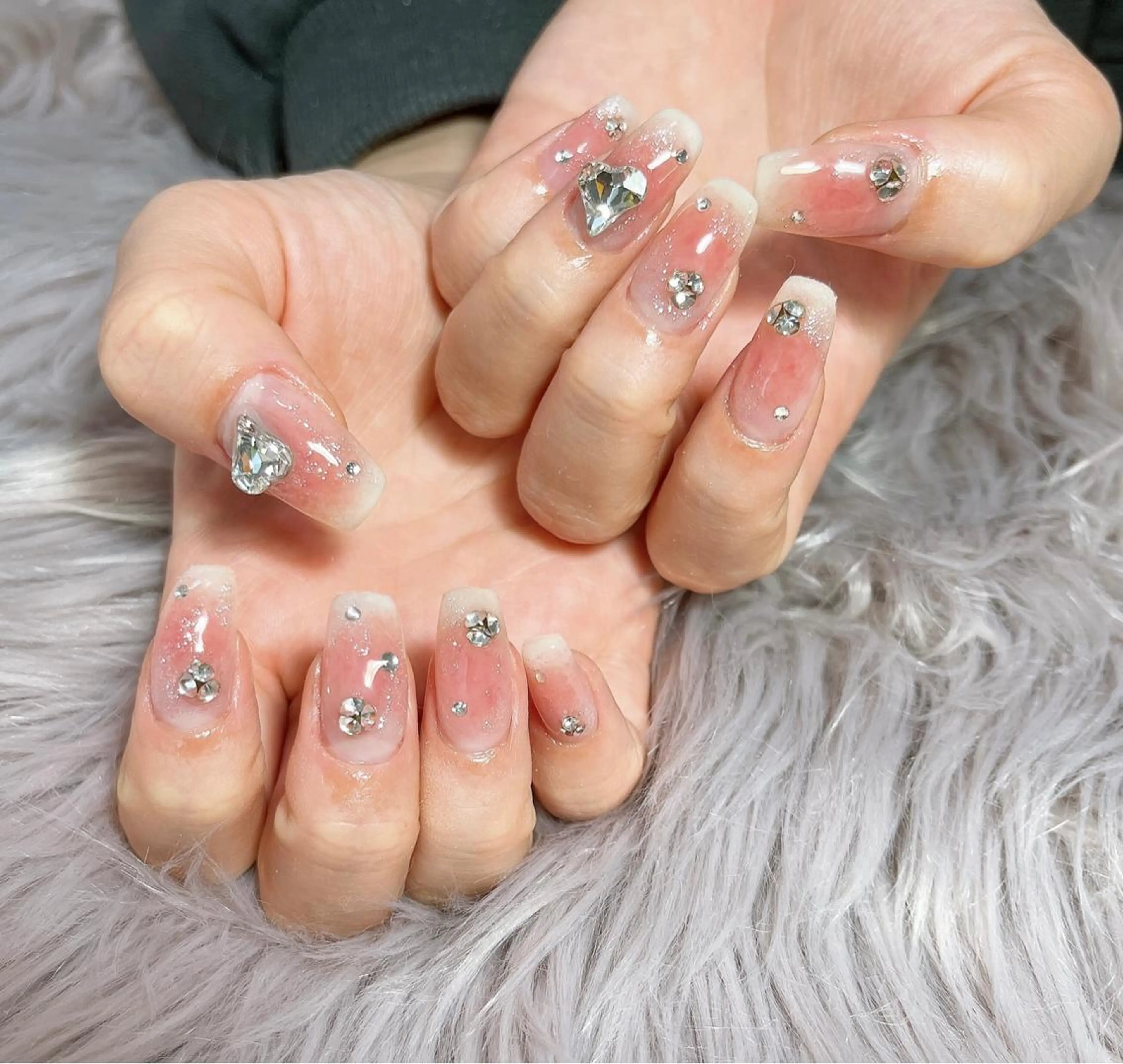 ネイル R yukiのネイルデザイン