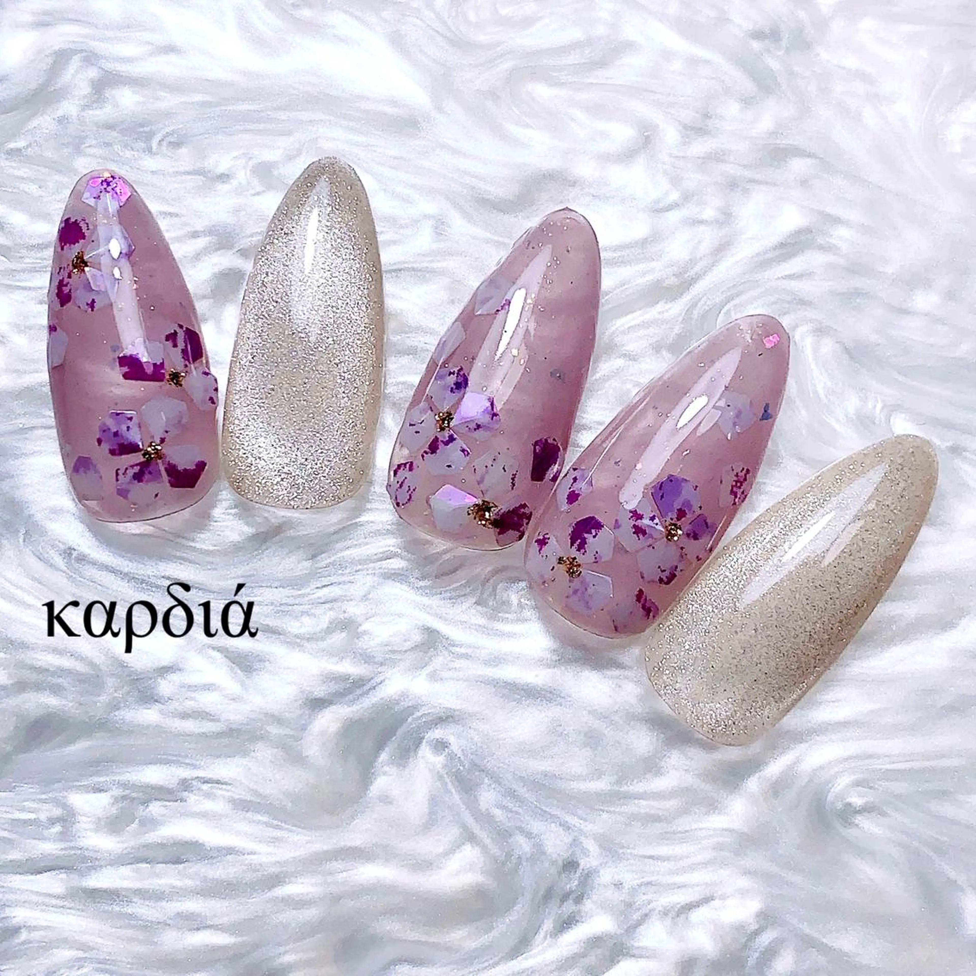 ネイル ハンドネイル καρδιά -ｶﾙﾃﾞｨｱ-のネイルデザイン