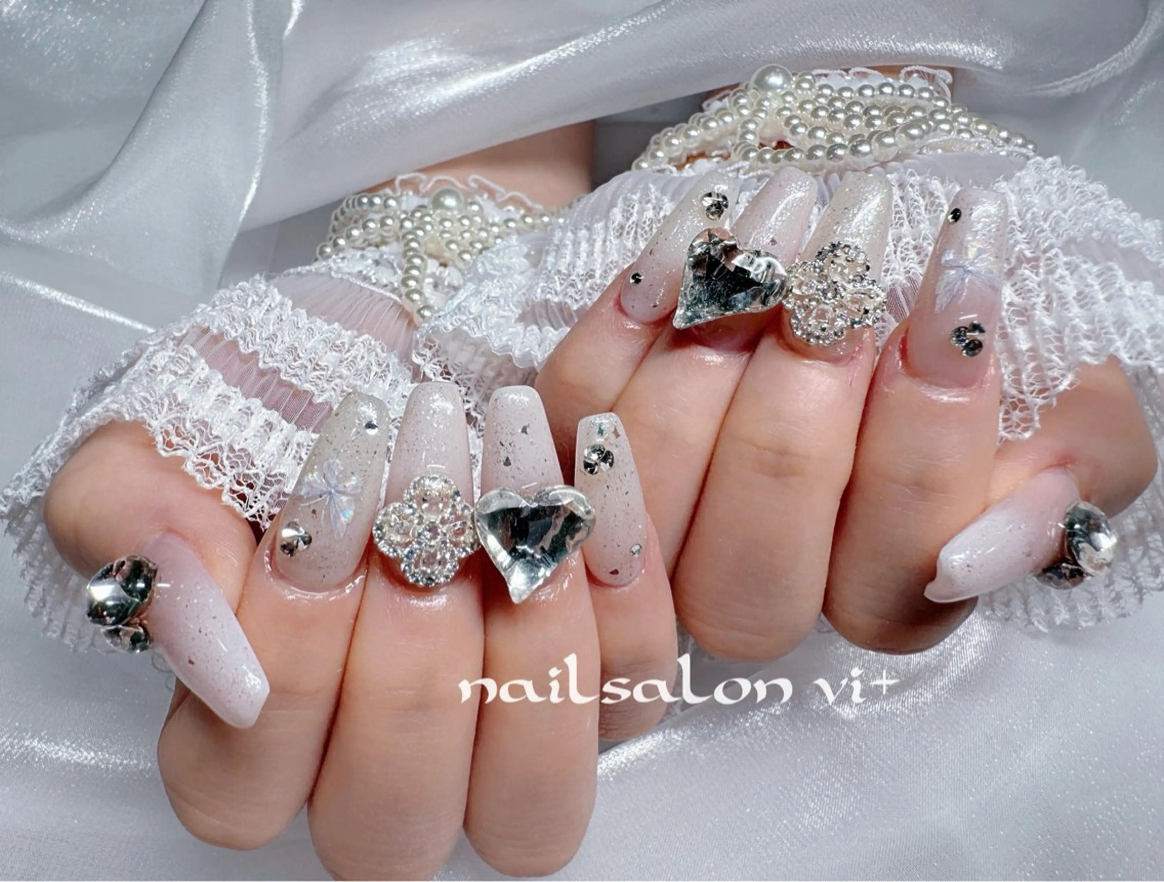 ネイル ハンドネイル ✨Nailsalon Vi+✨のネイルデザイン
