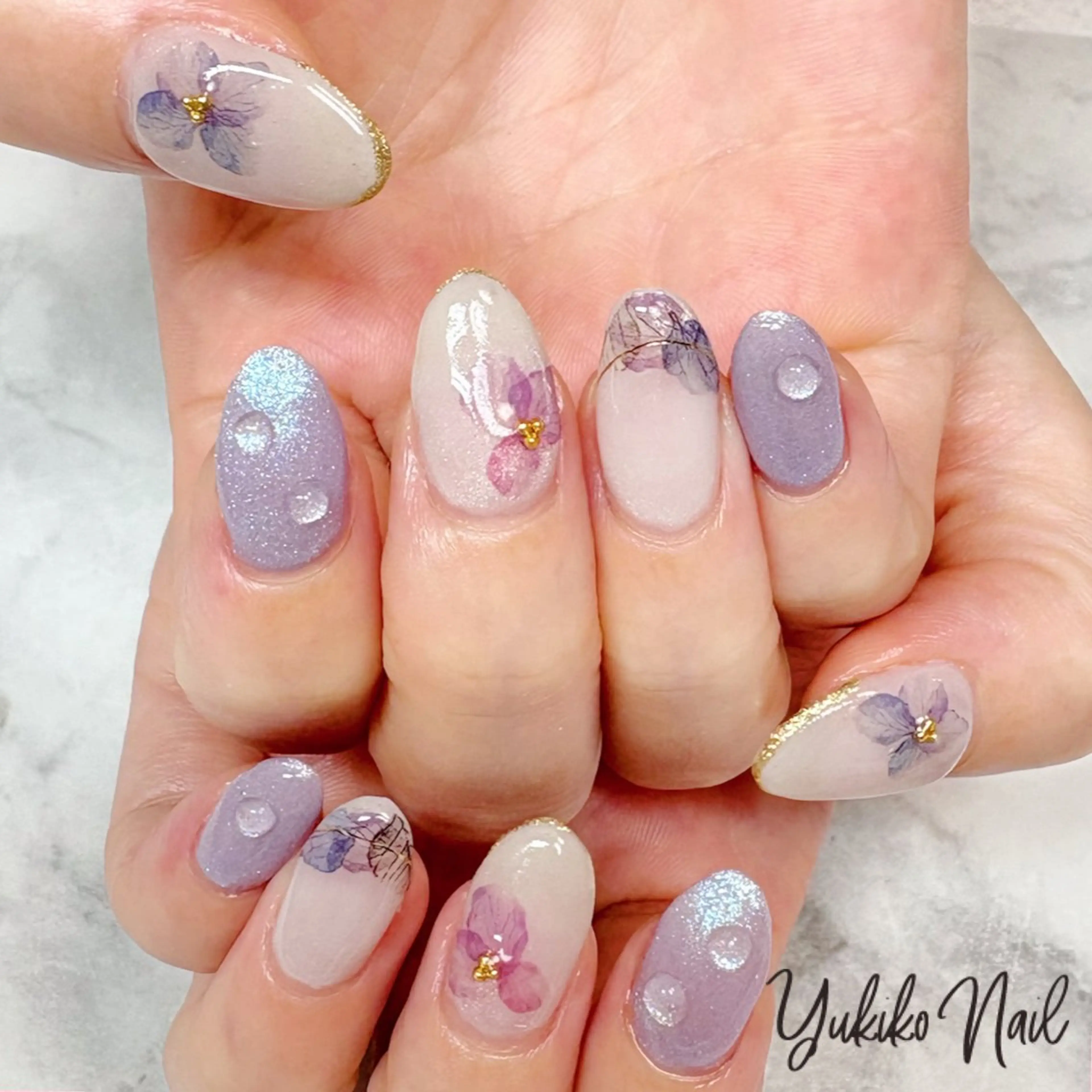 ネイル キラキラネイル マグネットネイル ハンドネイル ユキコ ネイルのネイルデザイン