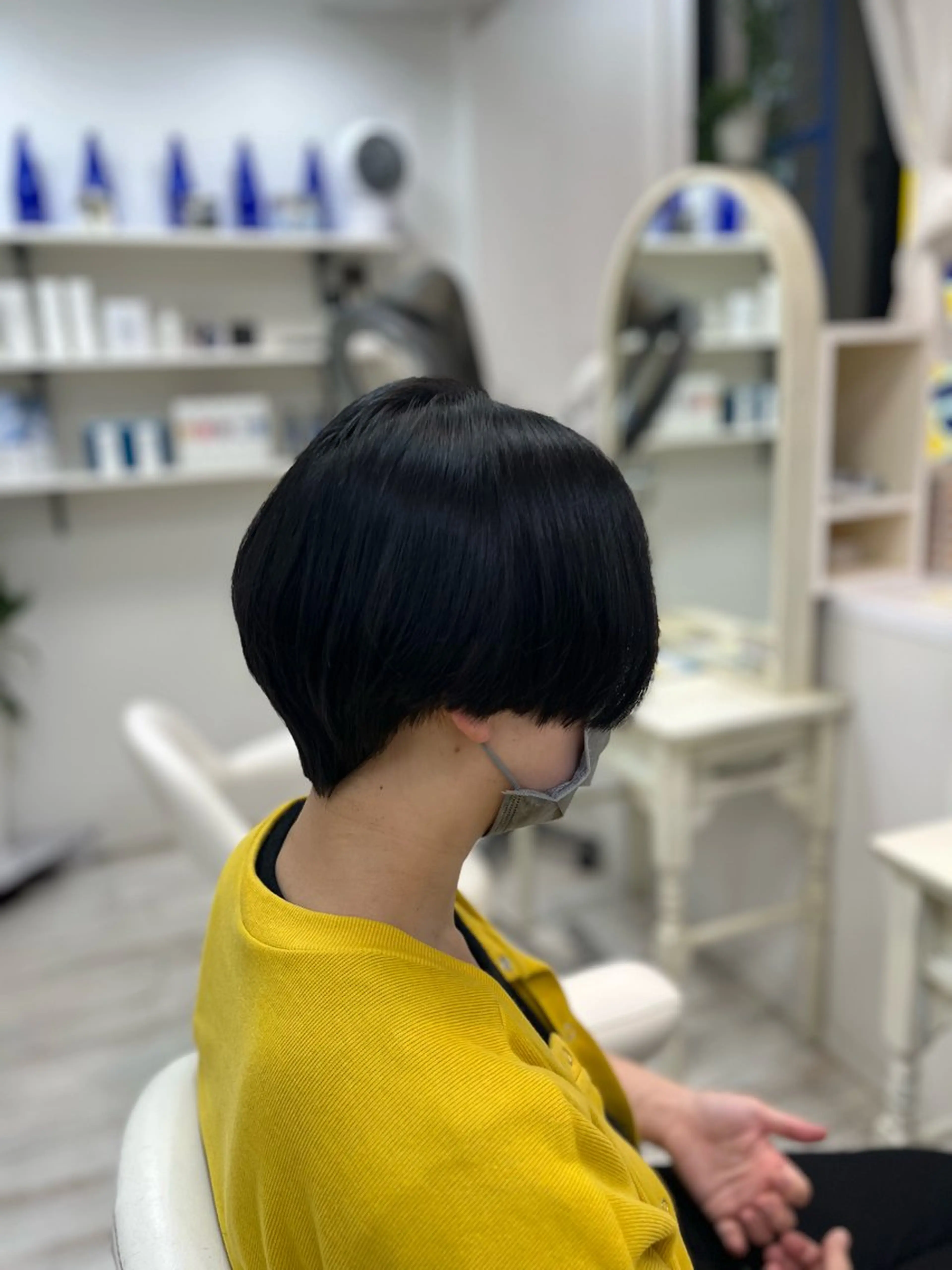 ショート 岡崎 嶺のヘアスタイル