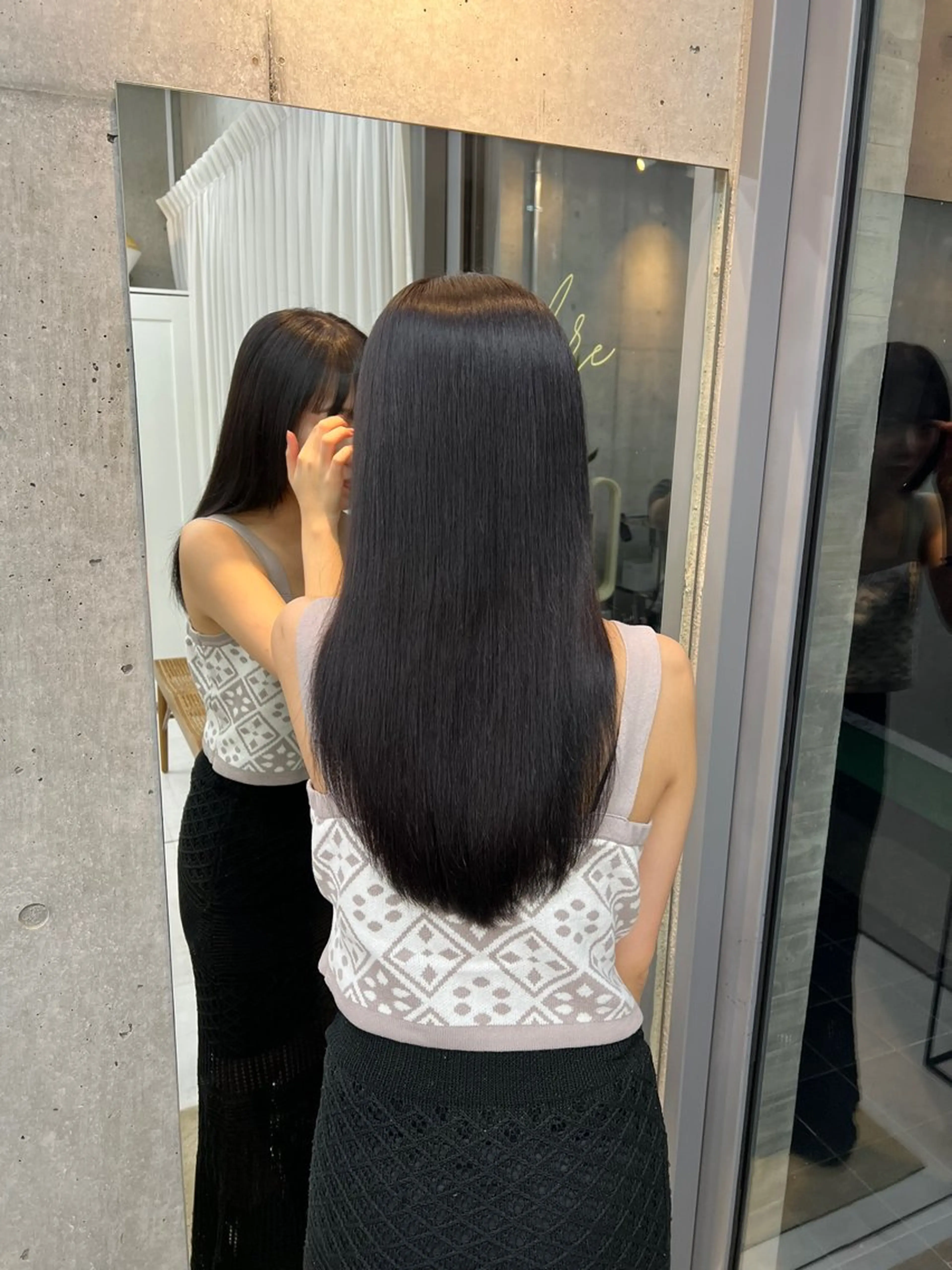 ロング カラー clore所属・透明感カラー yuraのヘアスタイル
