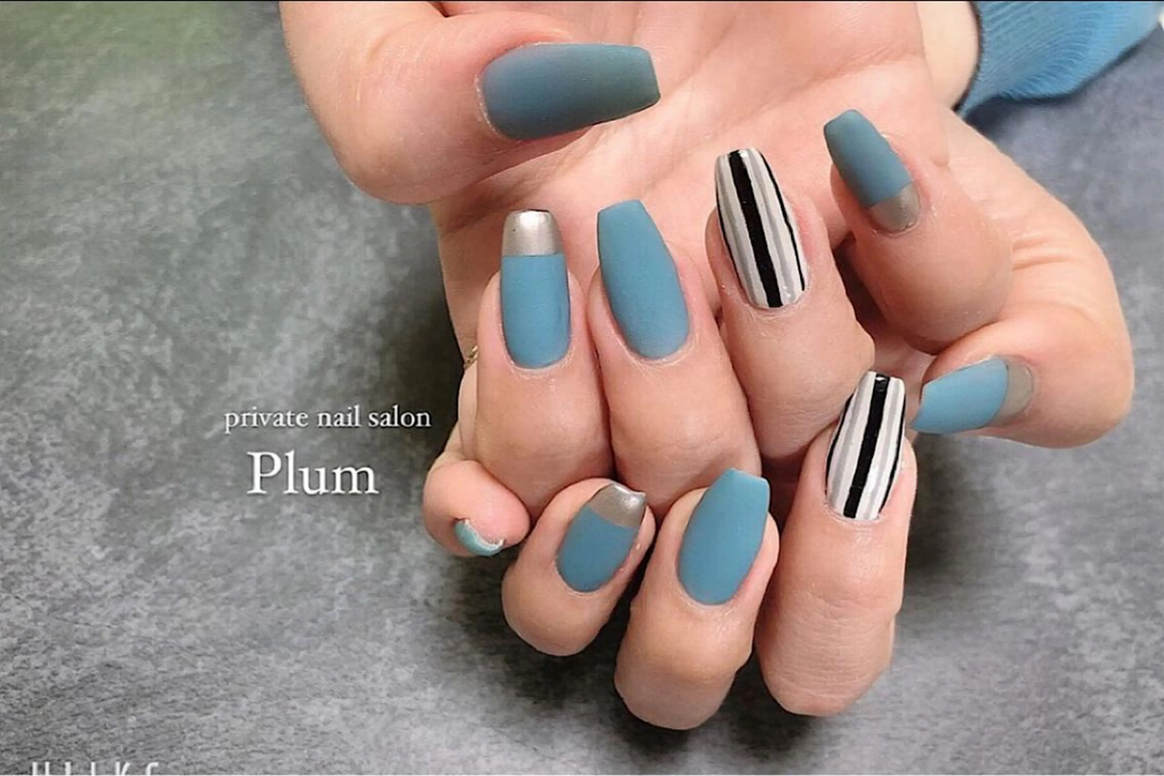 ネイル ブルー ハンドネイル private nail salon Plum所属・Plum nailのネイルデザイン
