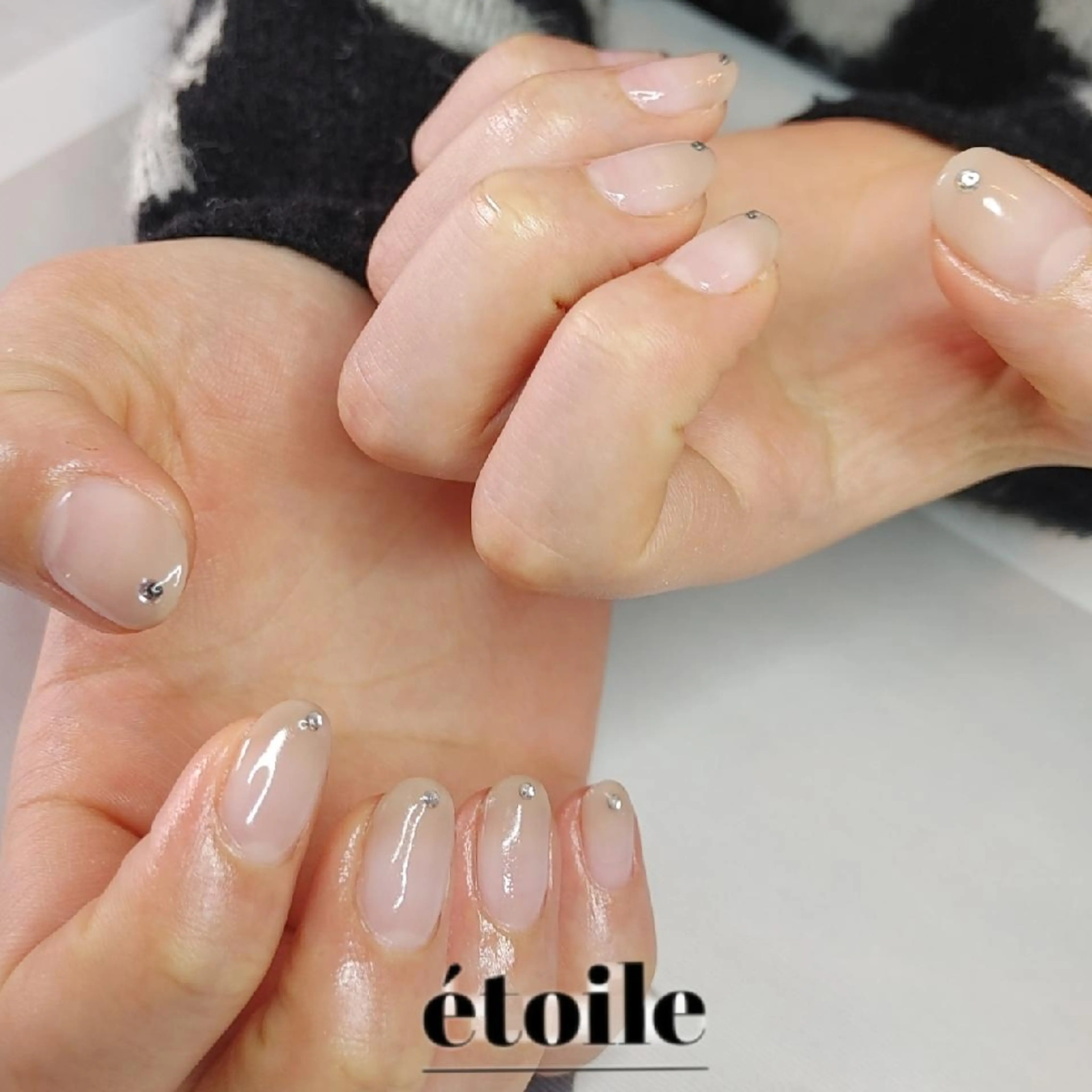 ネイル シンプルネイル étoile(エトワール)所属・山田 可愛のネイルデザイン