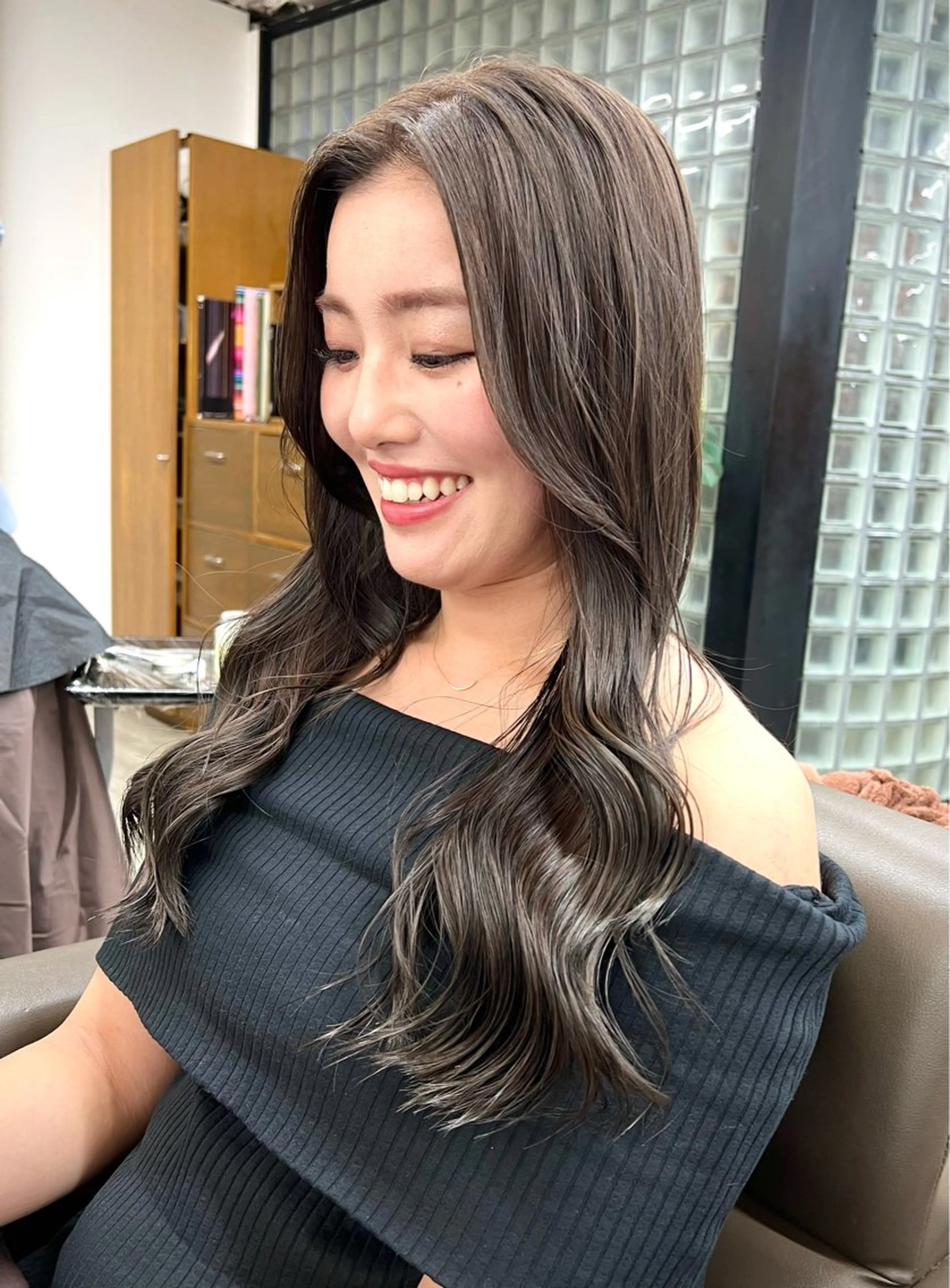 ロング カラー 透明感カラー/ イルミナカラーヒロキのヘアスタイル