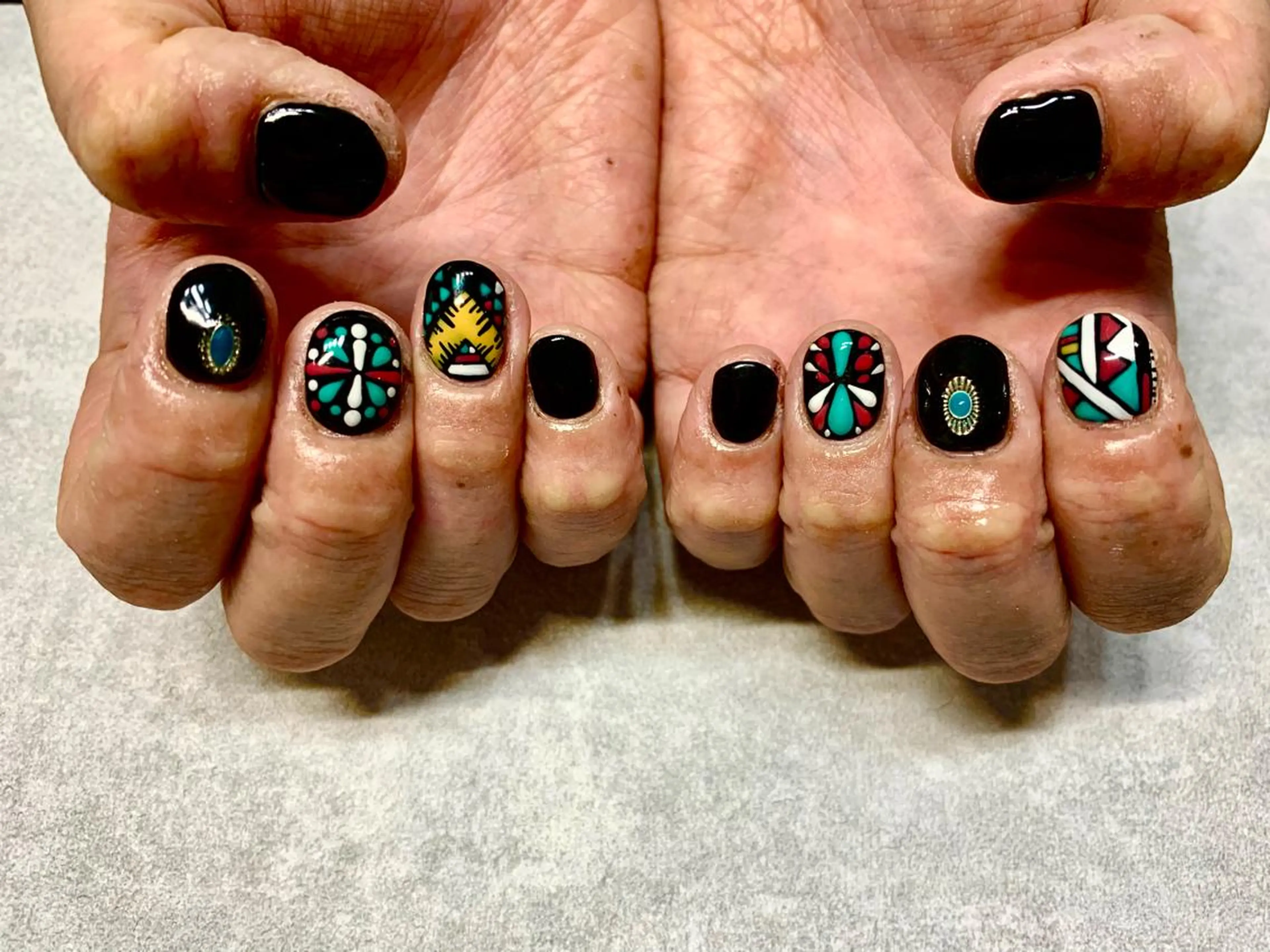 ショート ネイル Beauty Studio TiM所属・TiM【ティム】 近鉄八尾店のネイルデザイン