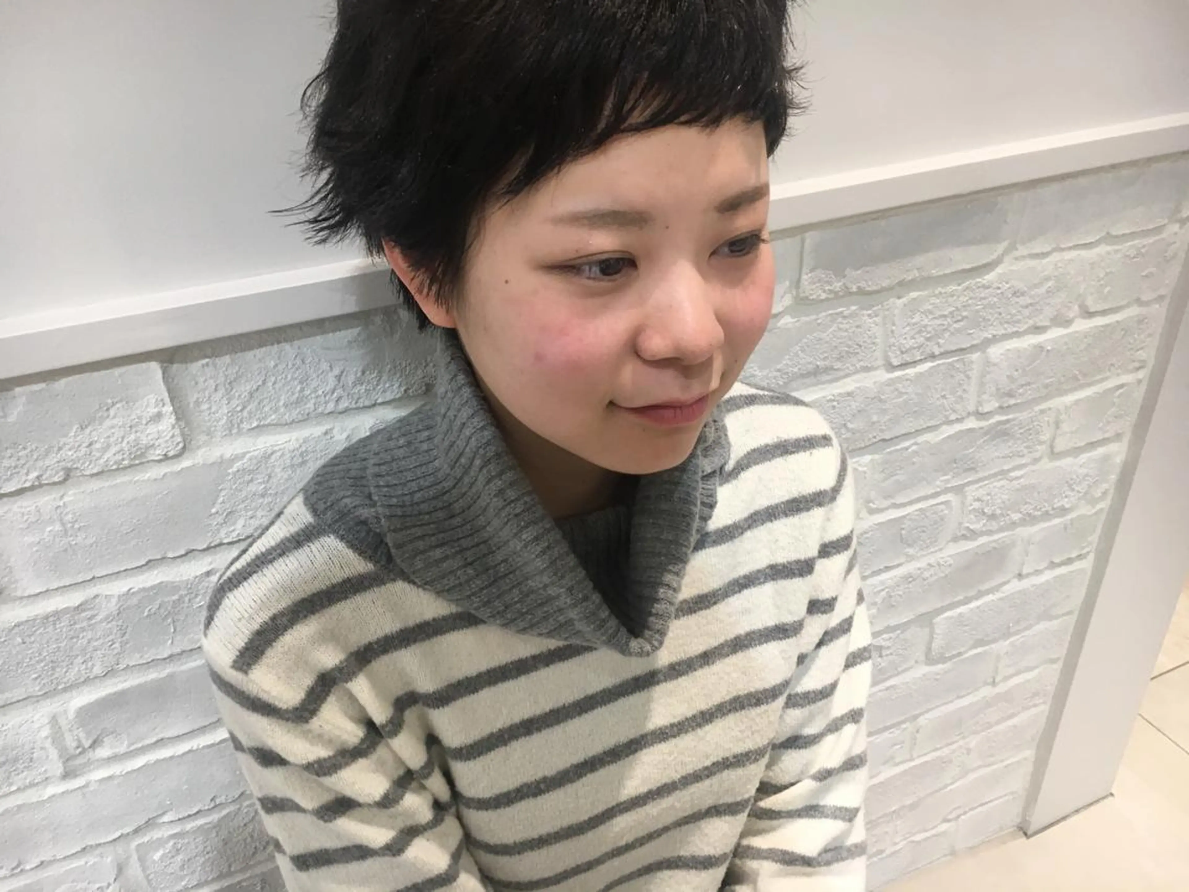 ショート カラー ショートヘア 江原 彩華のヘアスタイル