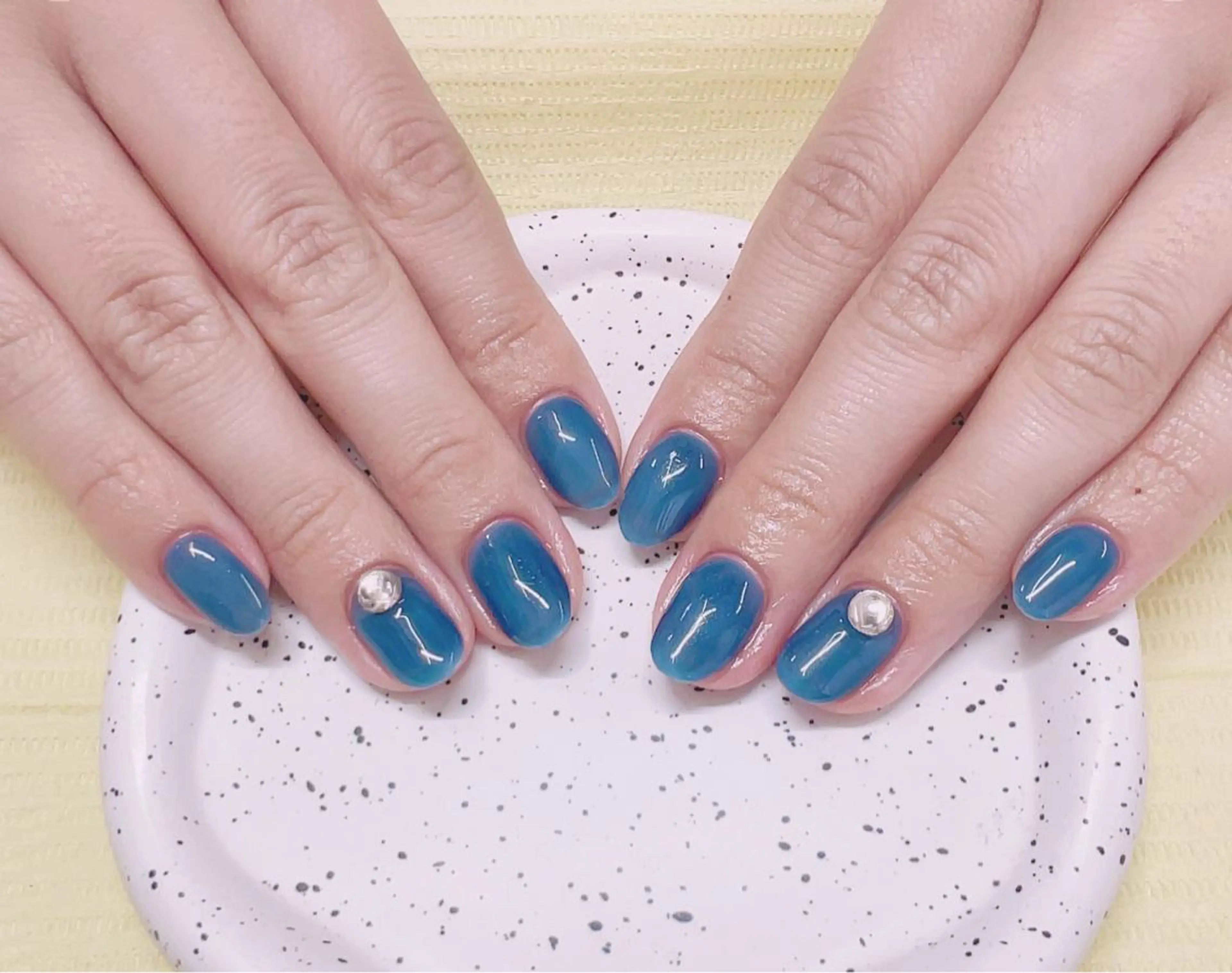 ネイル ハンドネイル AngelChris ビューティーサロンのネイルデザイン