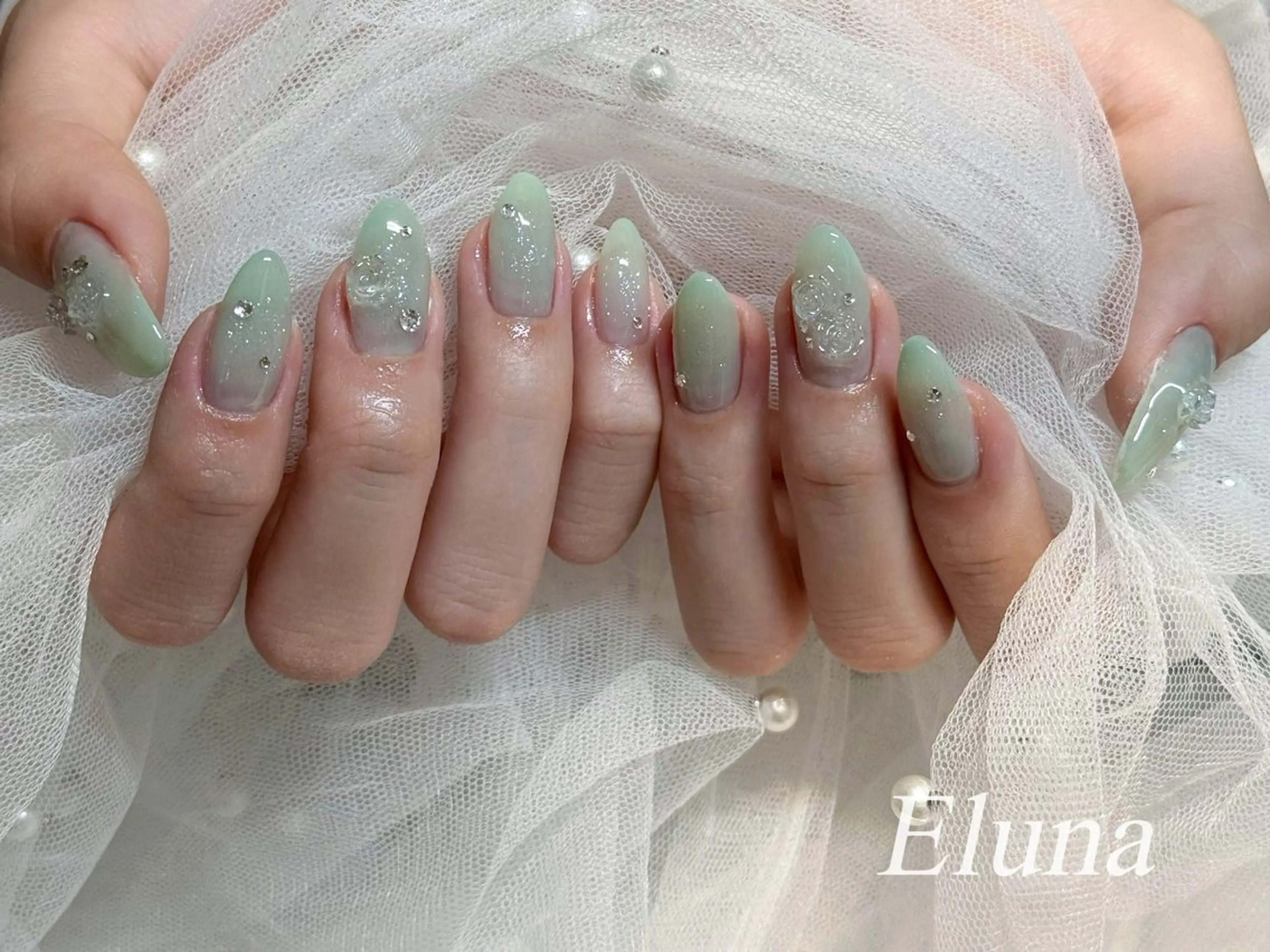 ネイル フットネイル Eluna【新宿】所属・羽鳥 薫乃のネイルデザイン