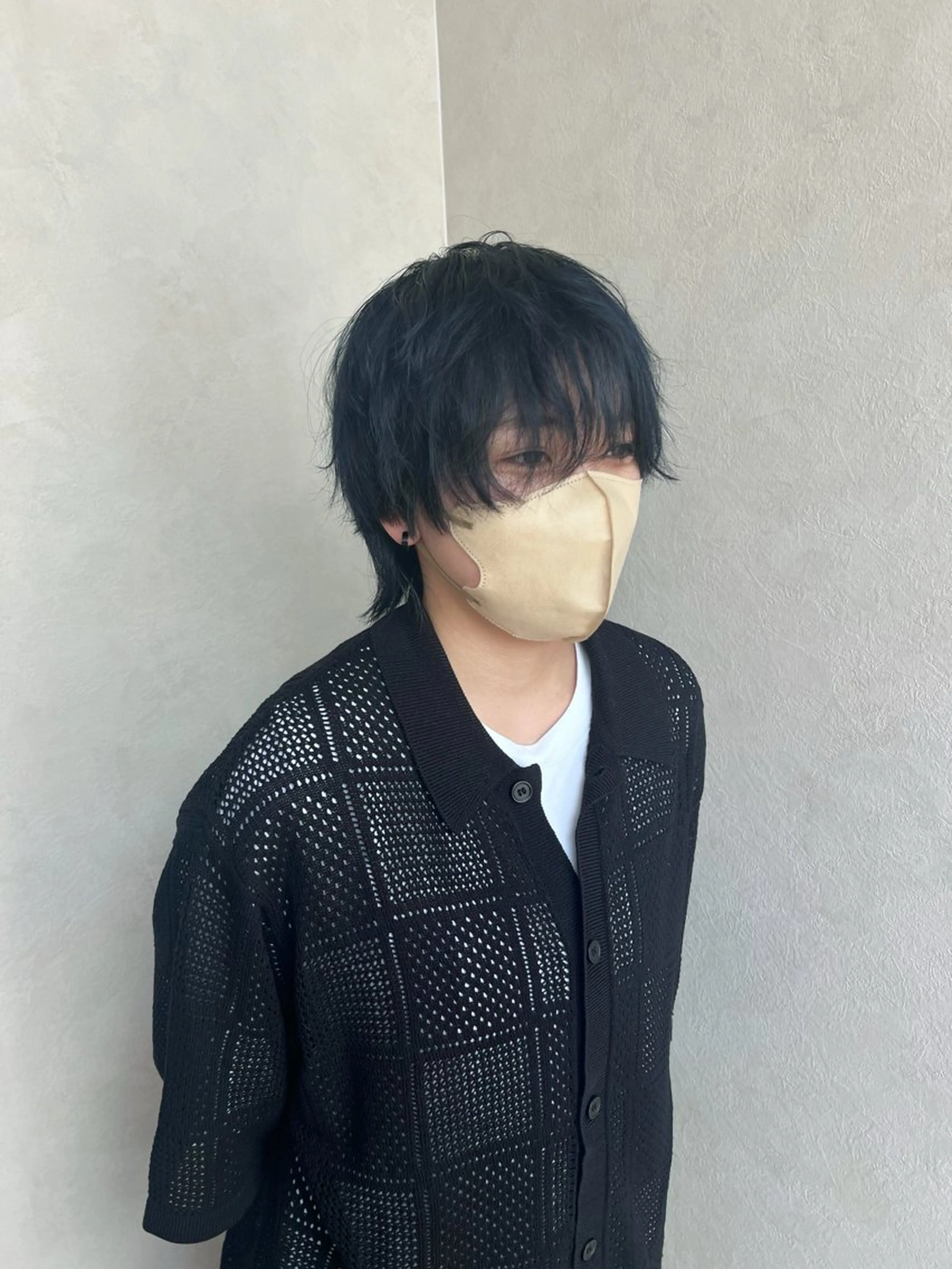 ショート カラー 黒髪 ブリーチ ブルーカラー ブルーブラック ヘアカラー "今"だけでない美髪 KOTOMIのヘアスタイル