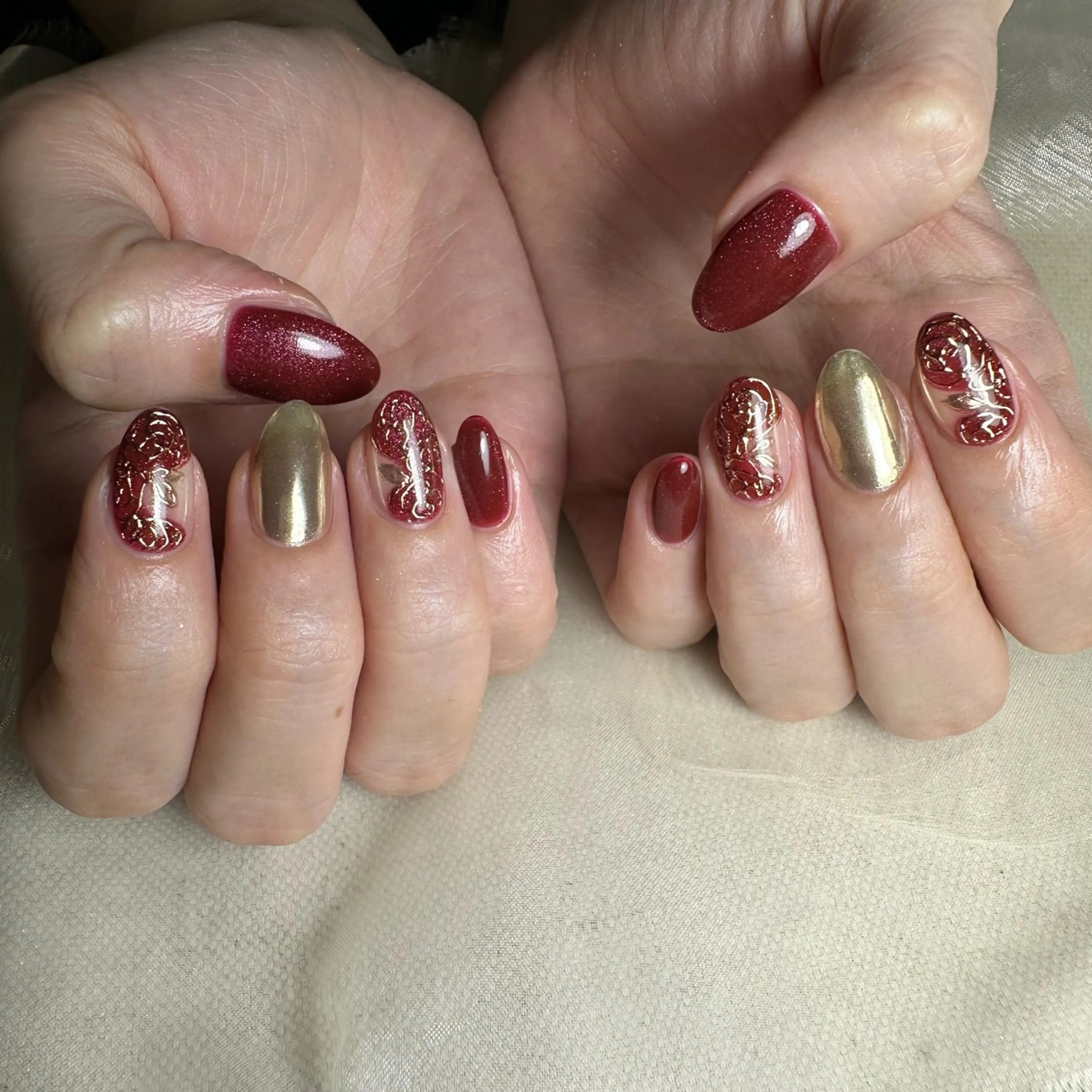 ネイル ハンドネイル repos~ルポ~所属・里見 麗のネイルデザイン