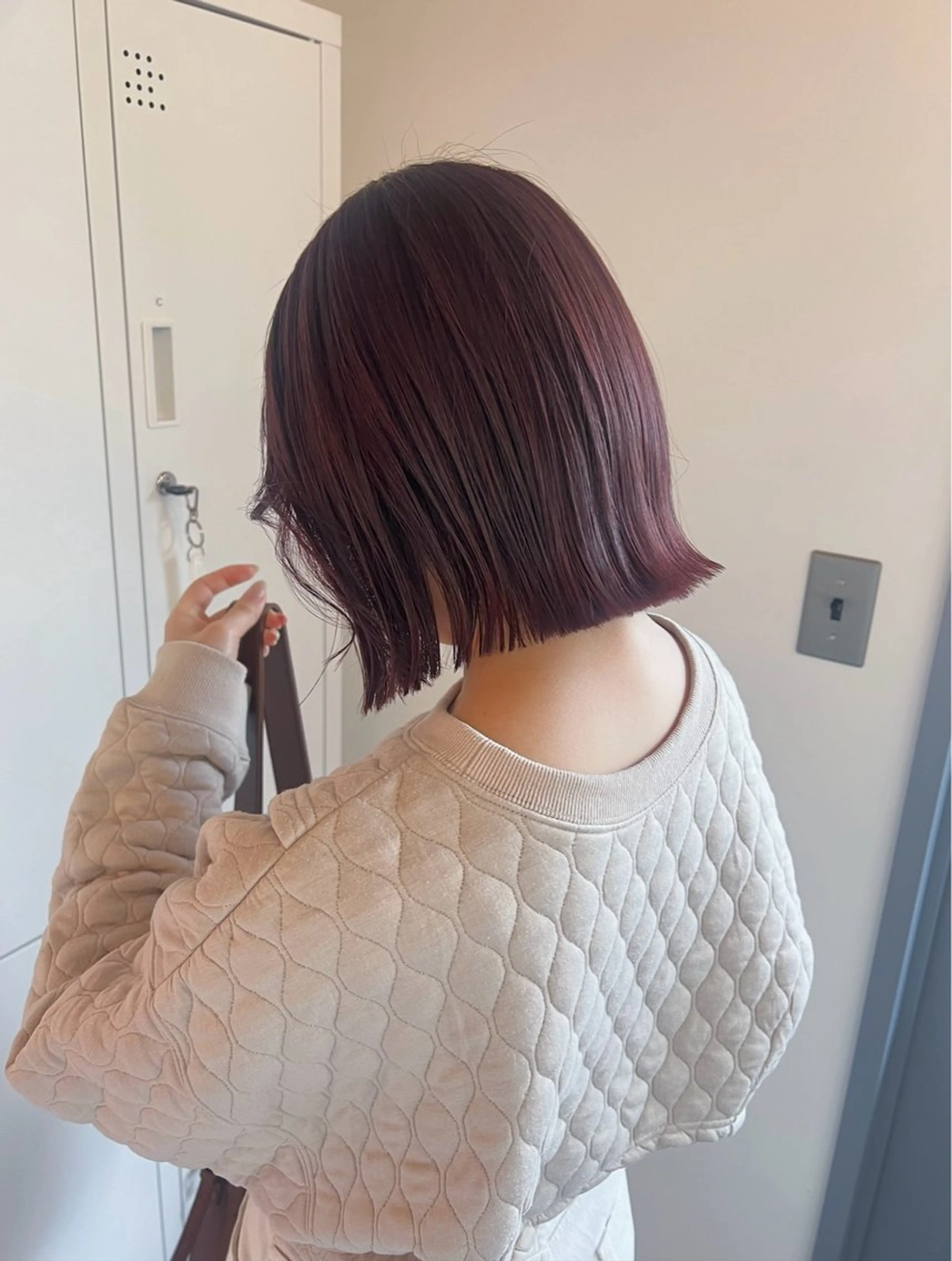 ショート カラー 淺井 捺央のヘアスタイル