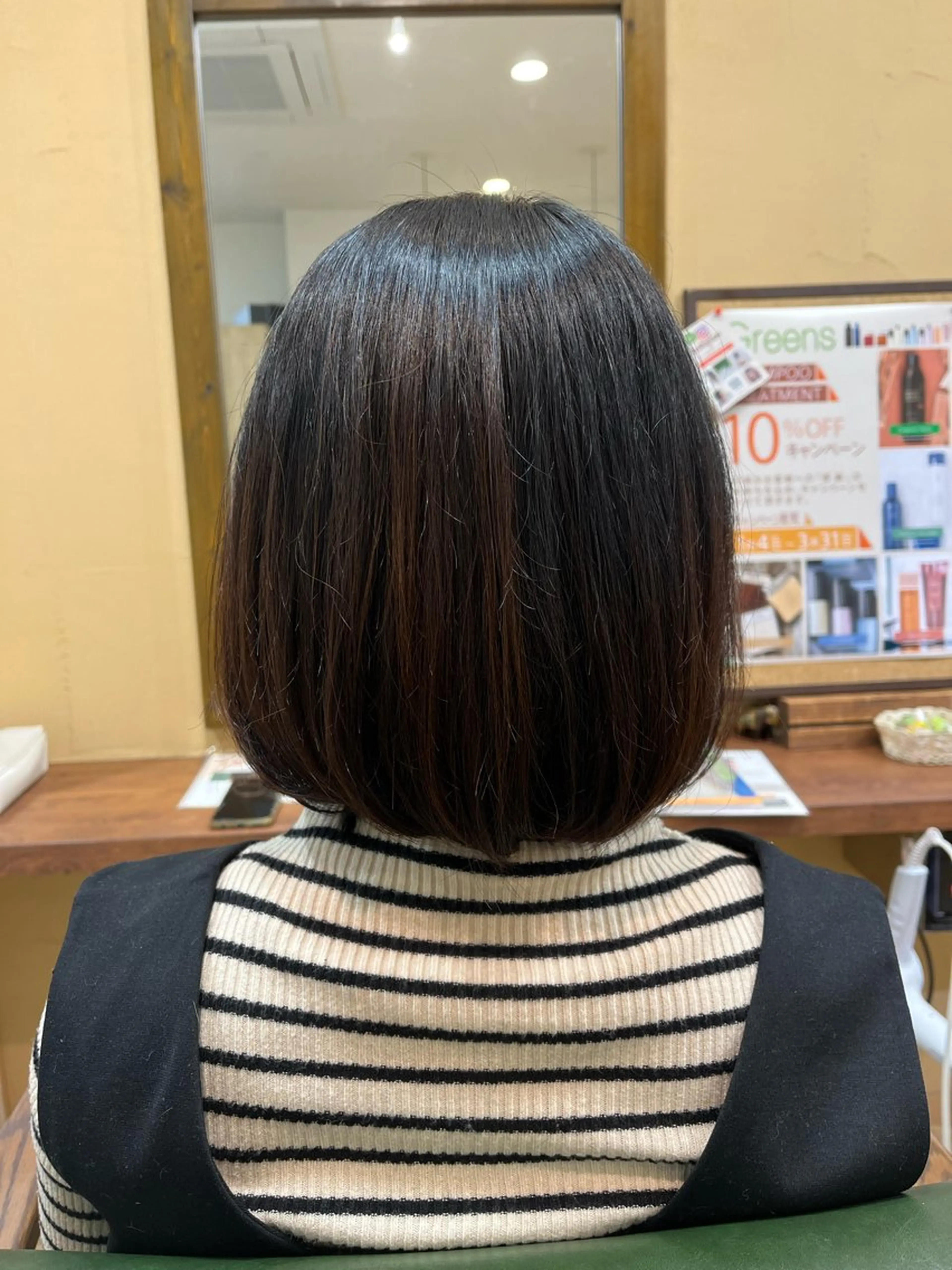 ミディアム ボブ Greens Yokoのヘアスタイル