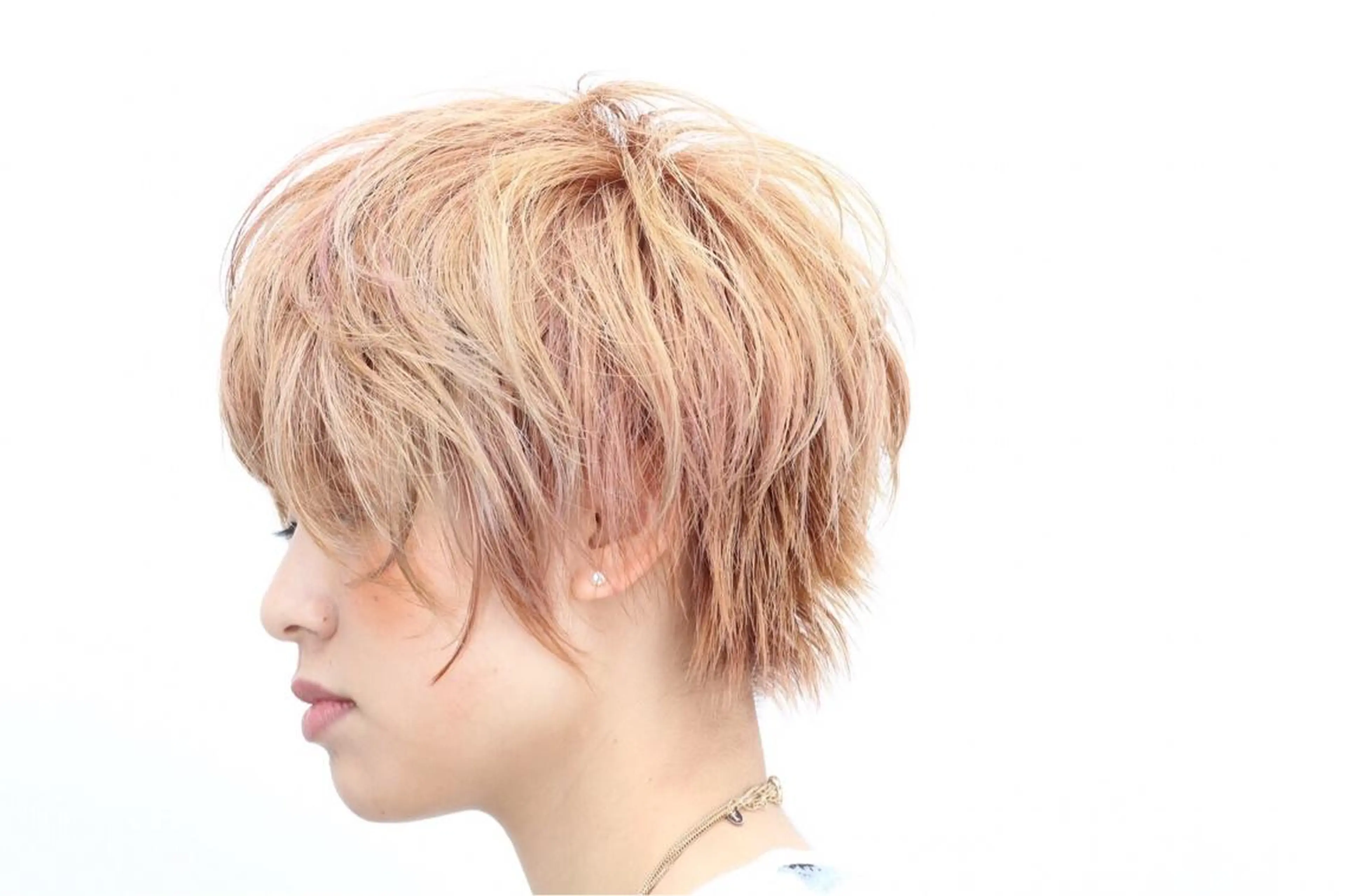 ショート カラー カット ヘアカラー トリートメント 金子 直樹のヘアスタイル