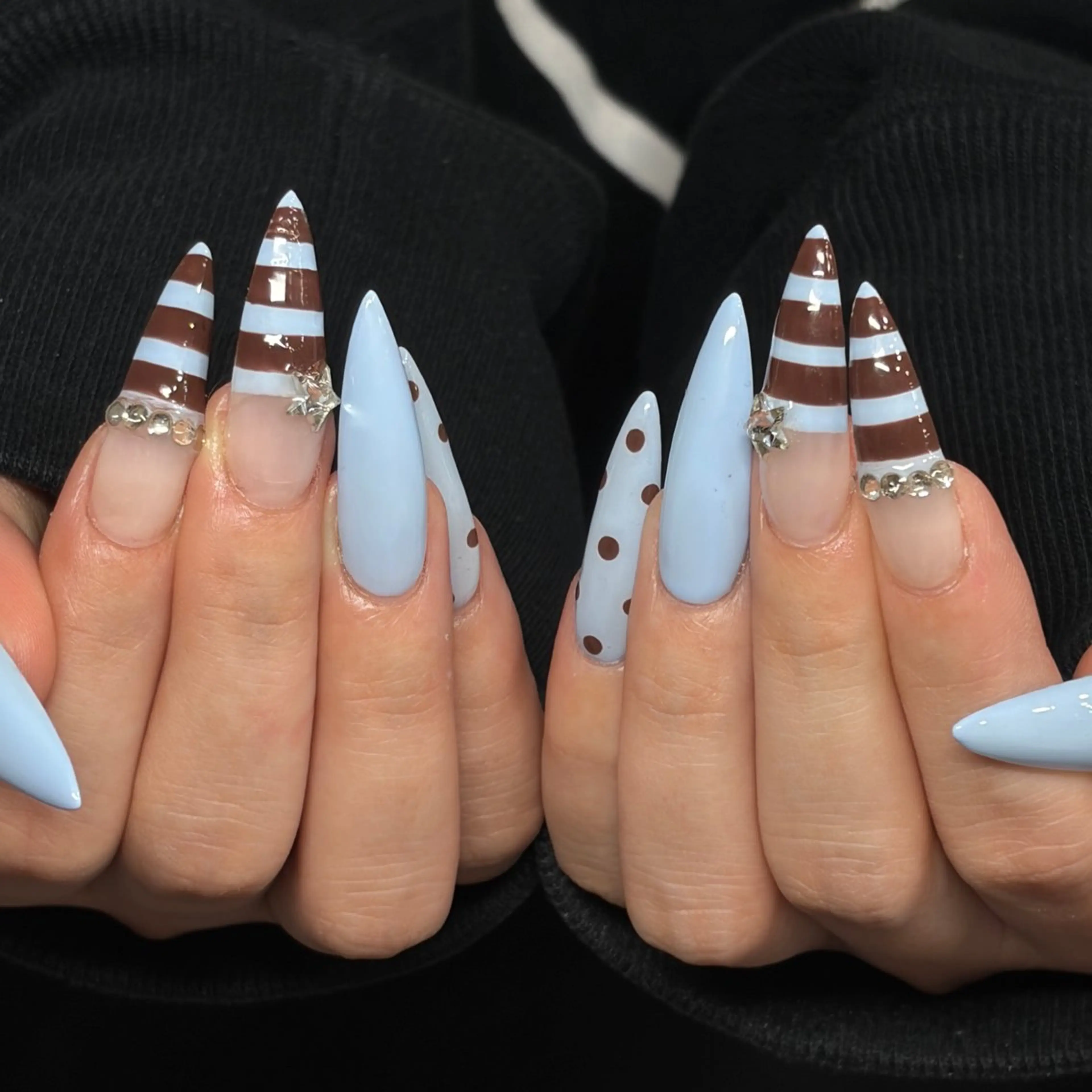 ネイル ハンドネイル Haluca 長さ出し🍀のネイルデザイン