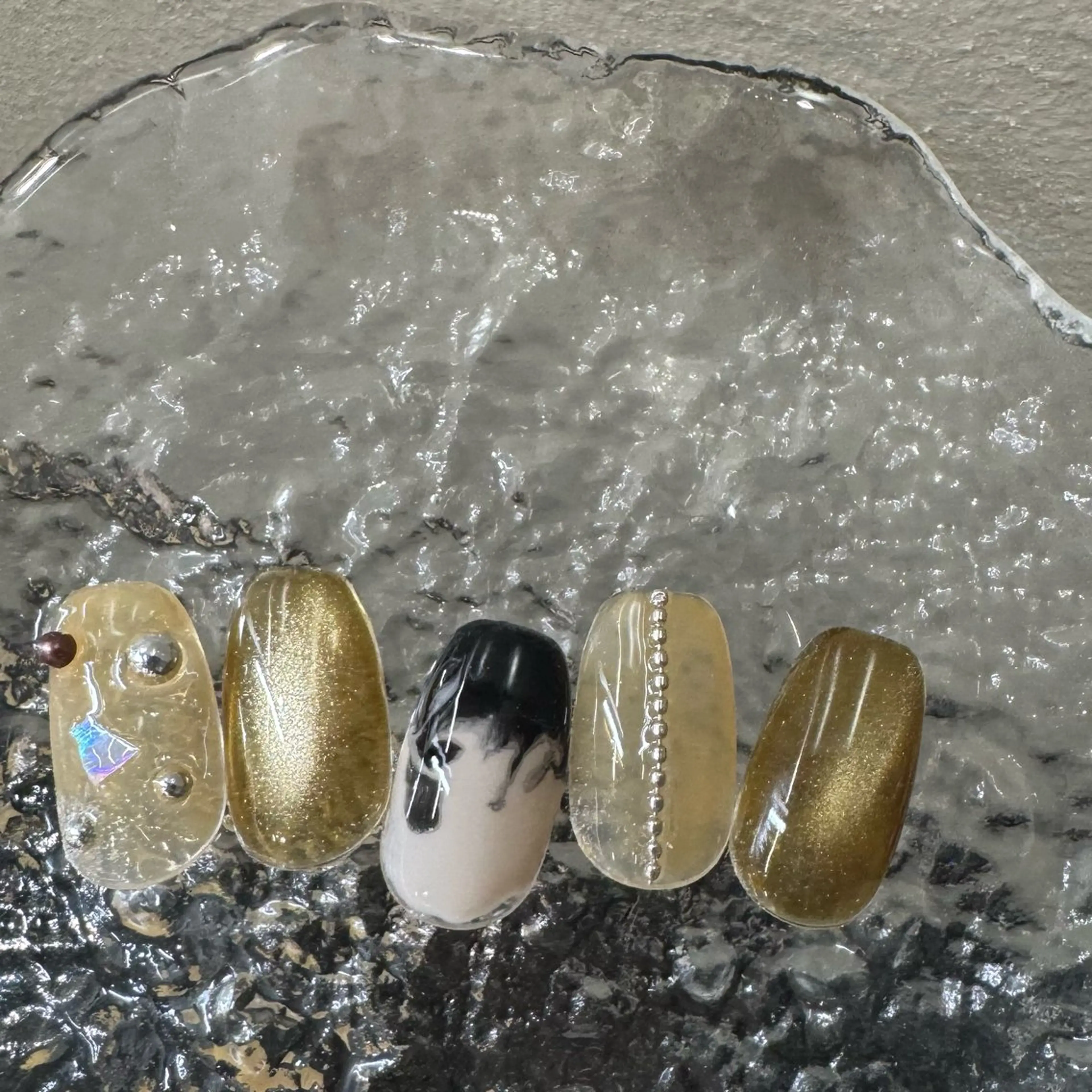 ネイル ニュアンスネイル ハンドネイル Tigris.所属・Tigris. sadamotoのネイルデザイン