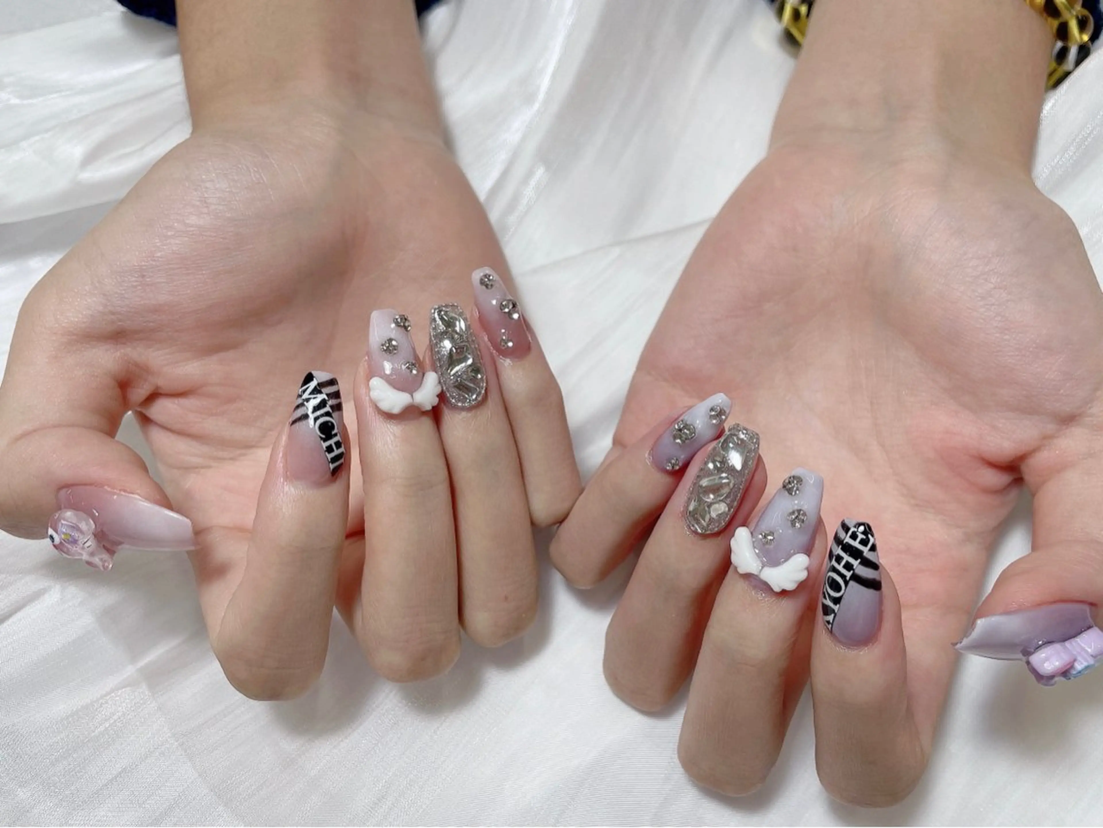 ネイル チークネイル フットネイル フレンチネイル ジェルネイル ガーリー ハンドネイル Liora nail スカルプ専門店のネイルデザイン