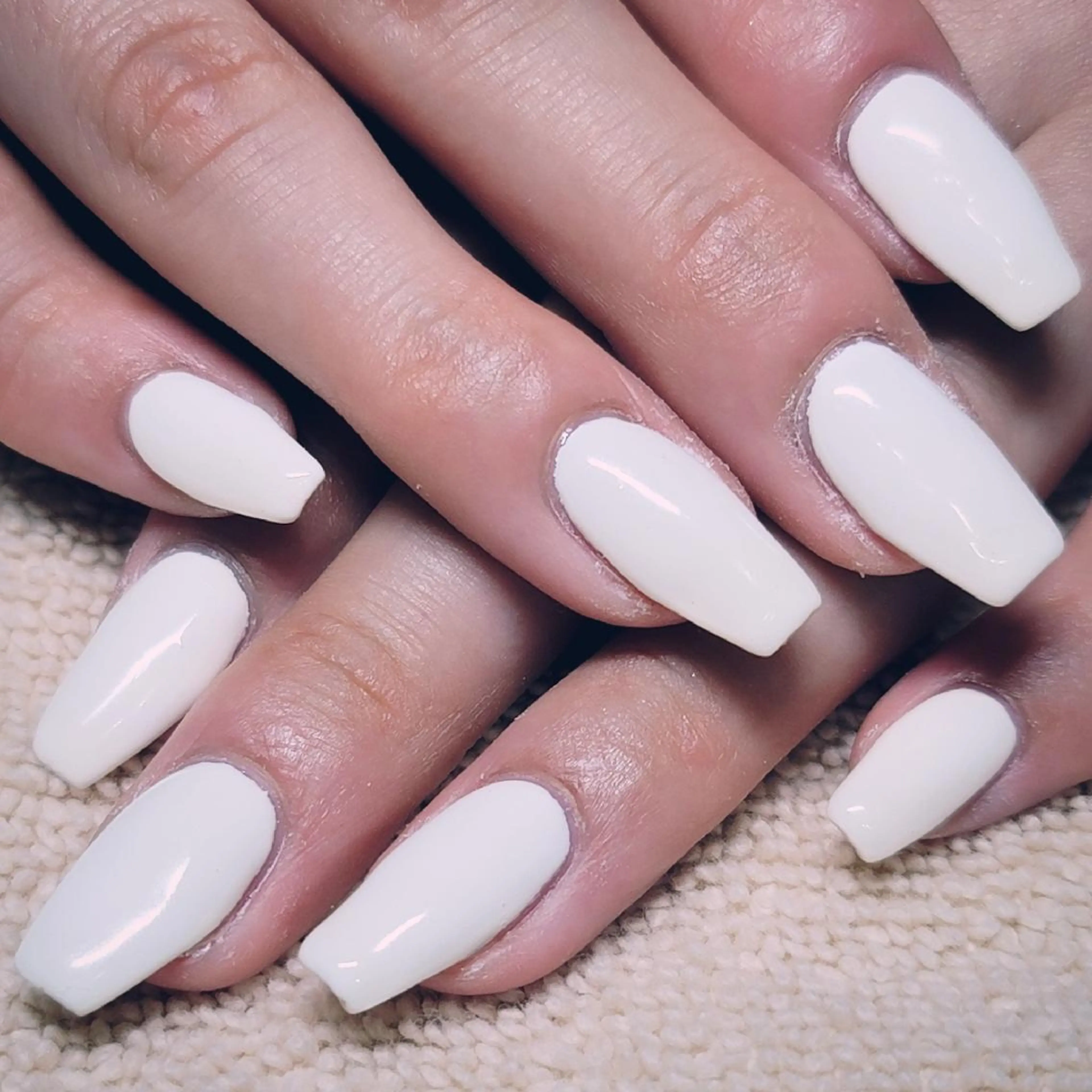 ネイル ワンカラーネイル ホワイト ハンドネイル よしだ ひろきのネイルデザイン