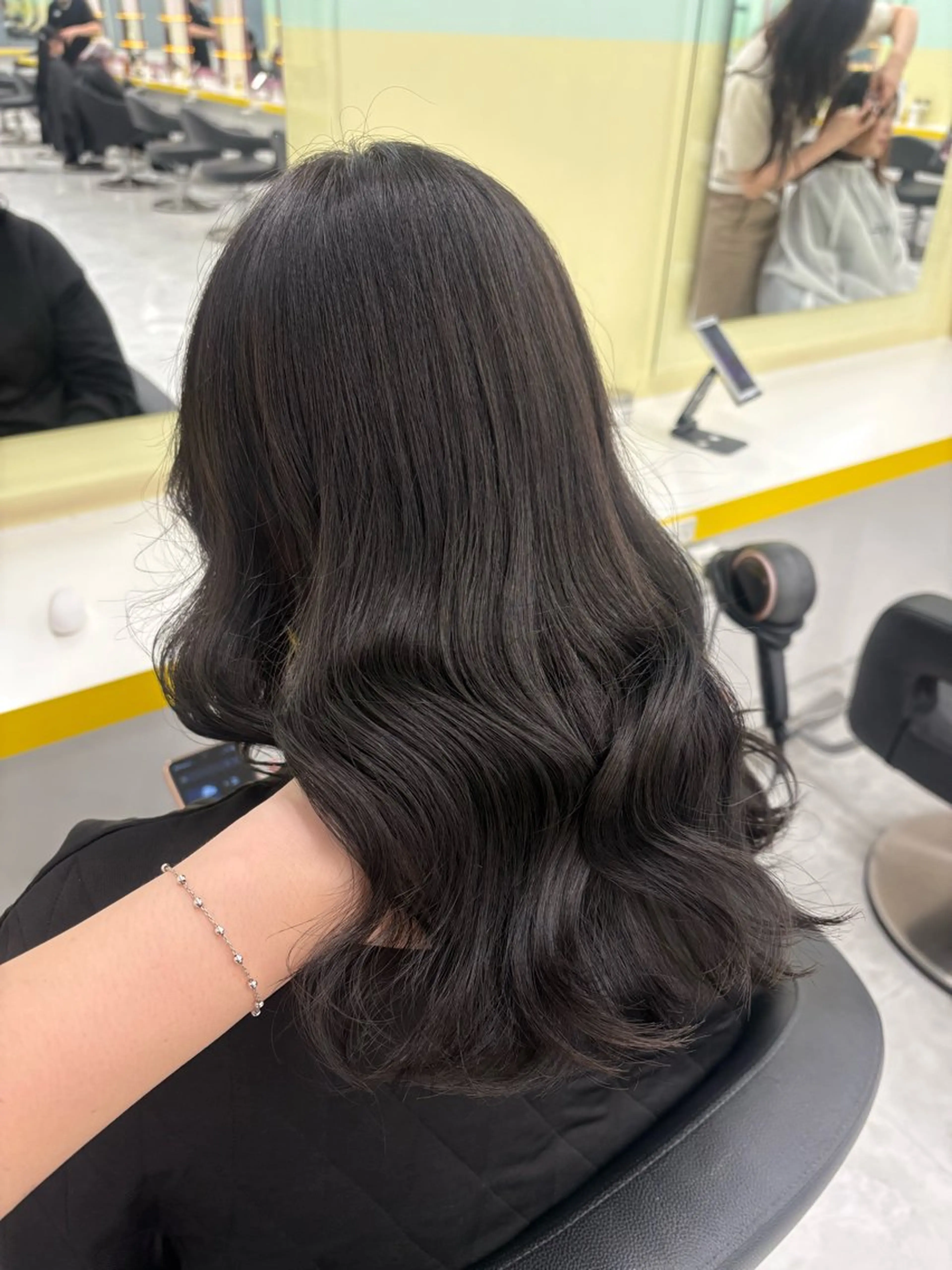 セミロング カラー ヘアカラー トリートメント 韓国ヘア×透明感 🪞横浜/MIU🪞のヘアスタイル