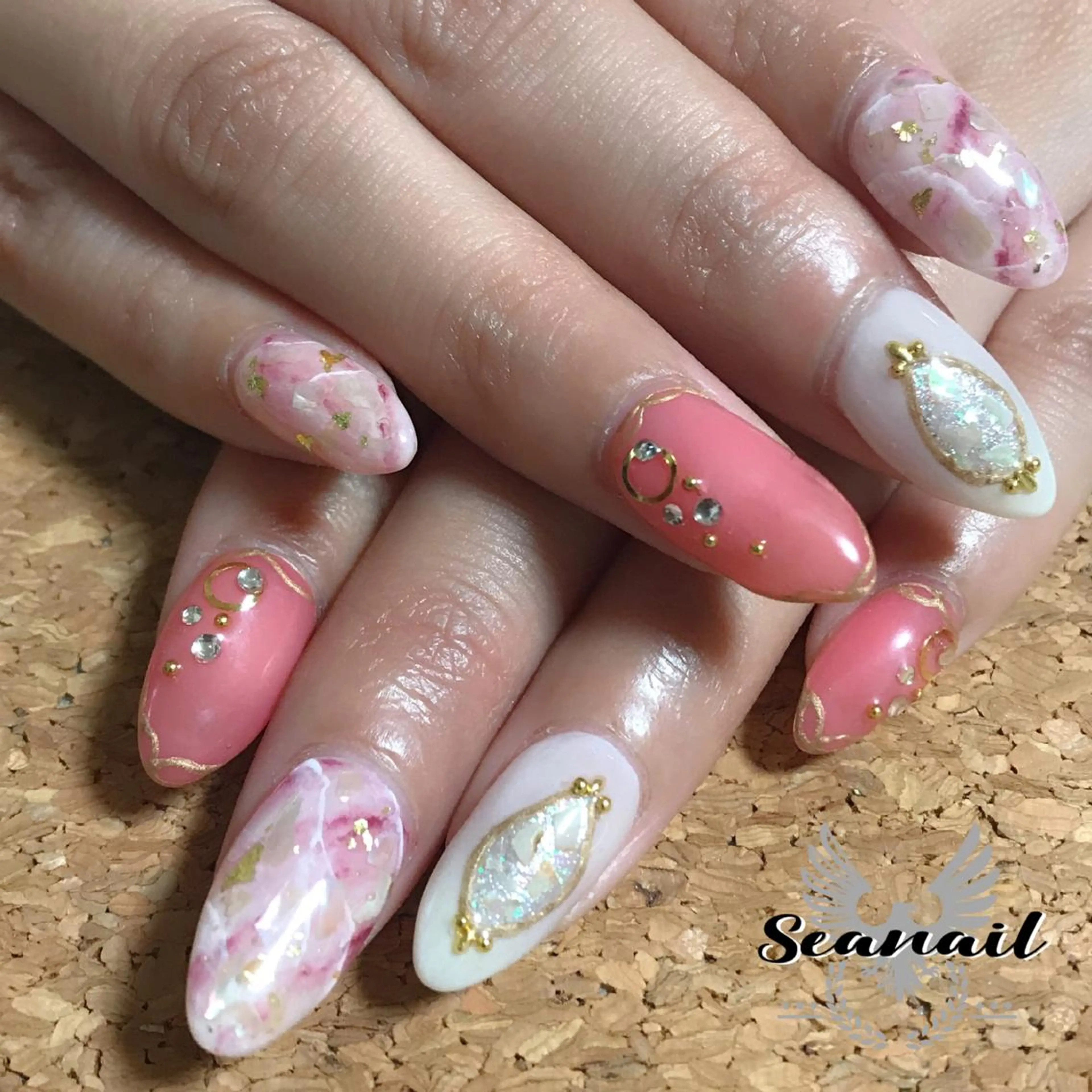 ネイル 小尾 栞のネイルデザイン