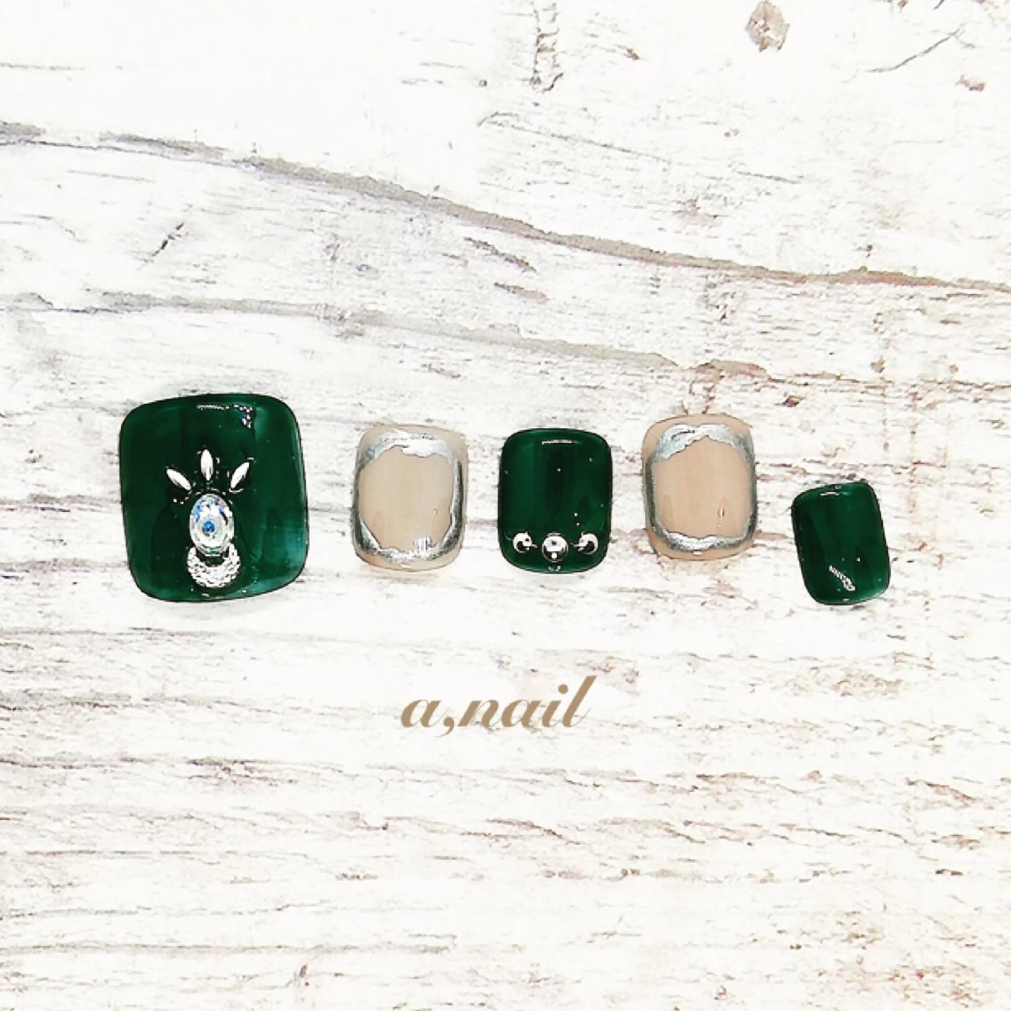 ネイル フットネイル ジェルネイル グラデーション ワンカラーネイル シンプルネイル フットネイル ネイルサロン エーネイルのネイルデザイン