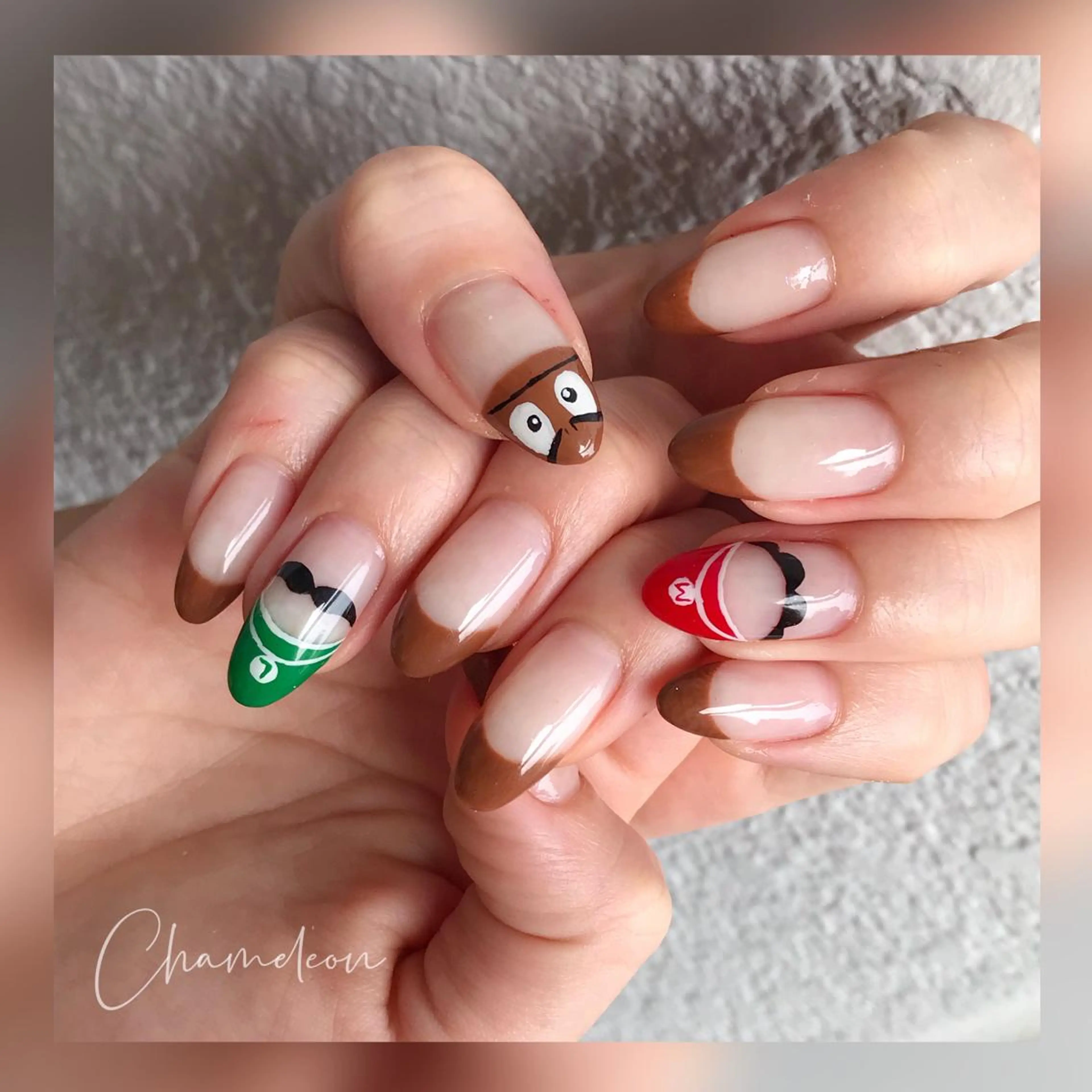 ネイル アートネイル ハンドネイル 《カメレオン》 西田美輝のヘアスタイル