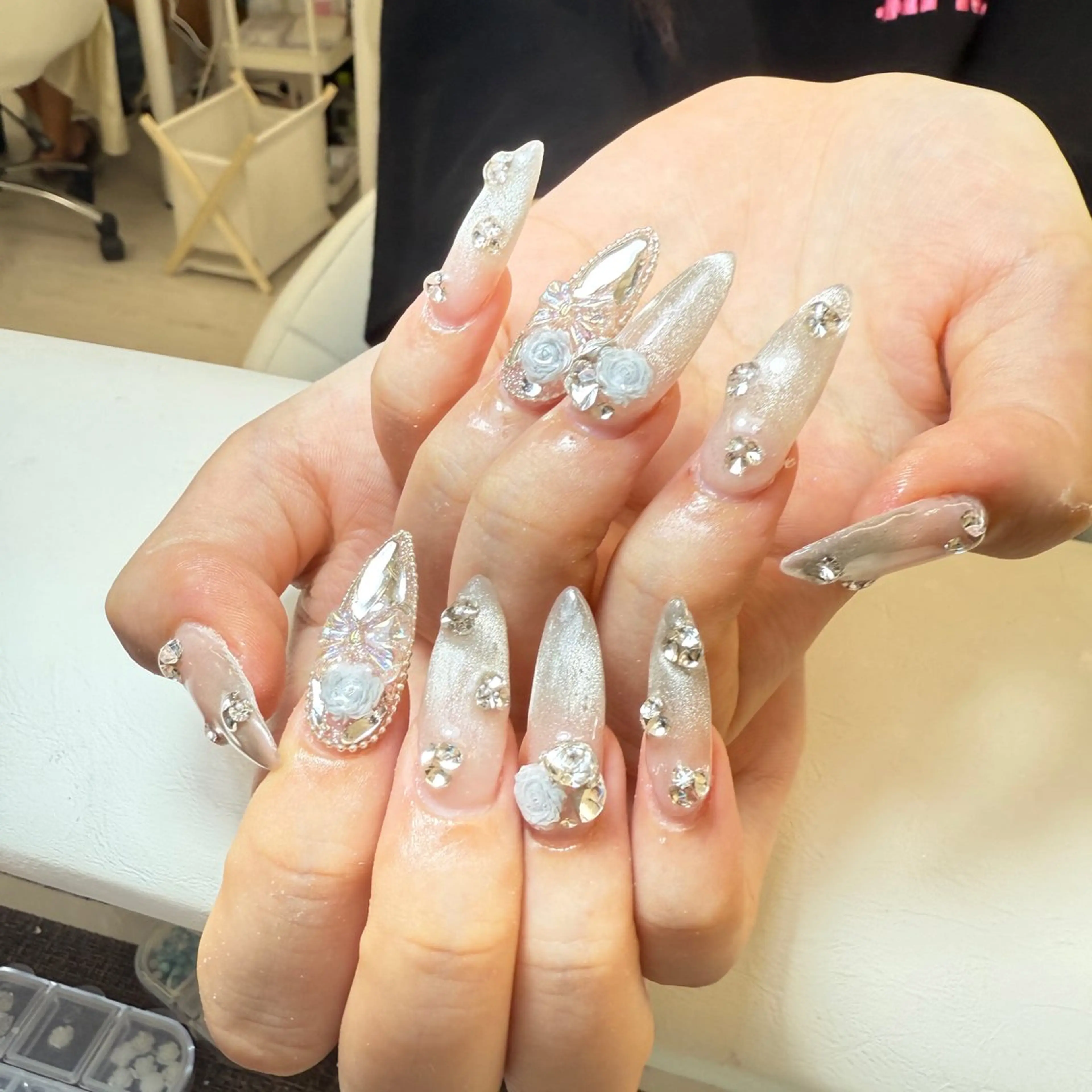 ネイル マグネットネイル Anh 歌舞伎町のネイルデザイン