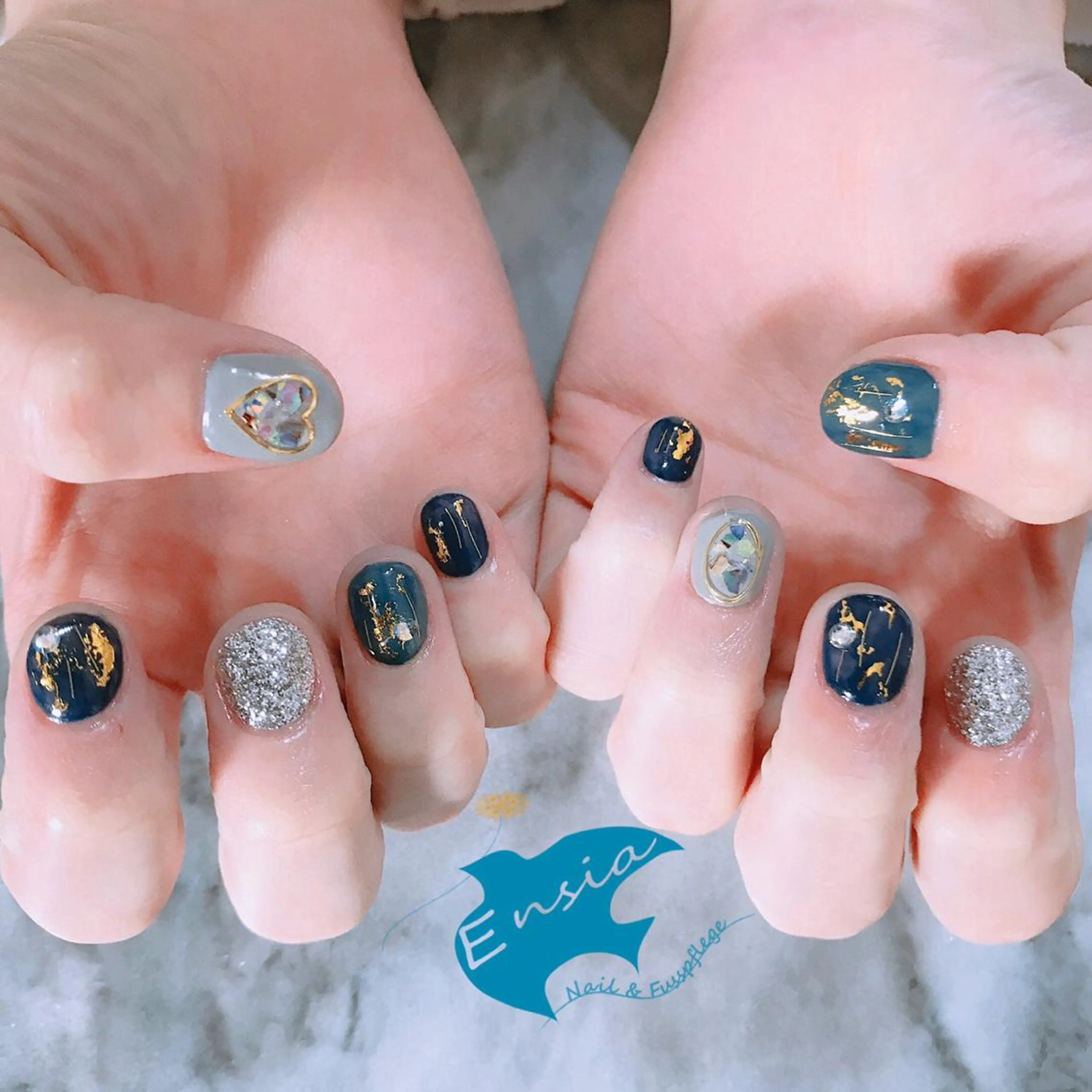 ネイル ENSIA エンシアのネイルデザイン