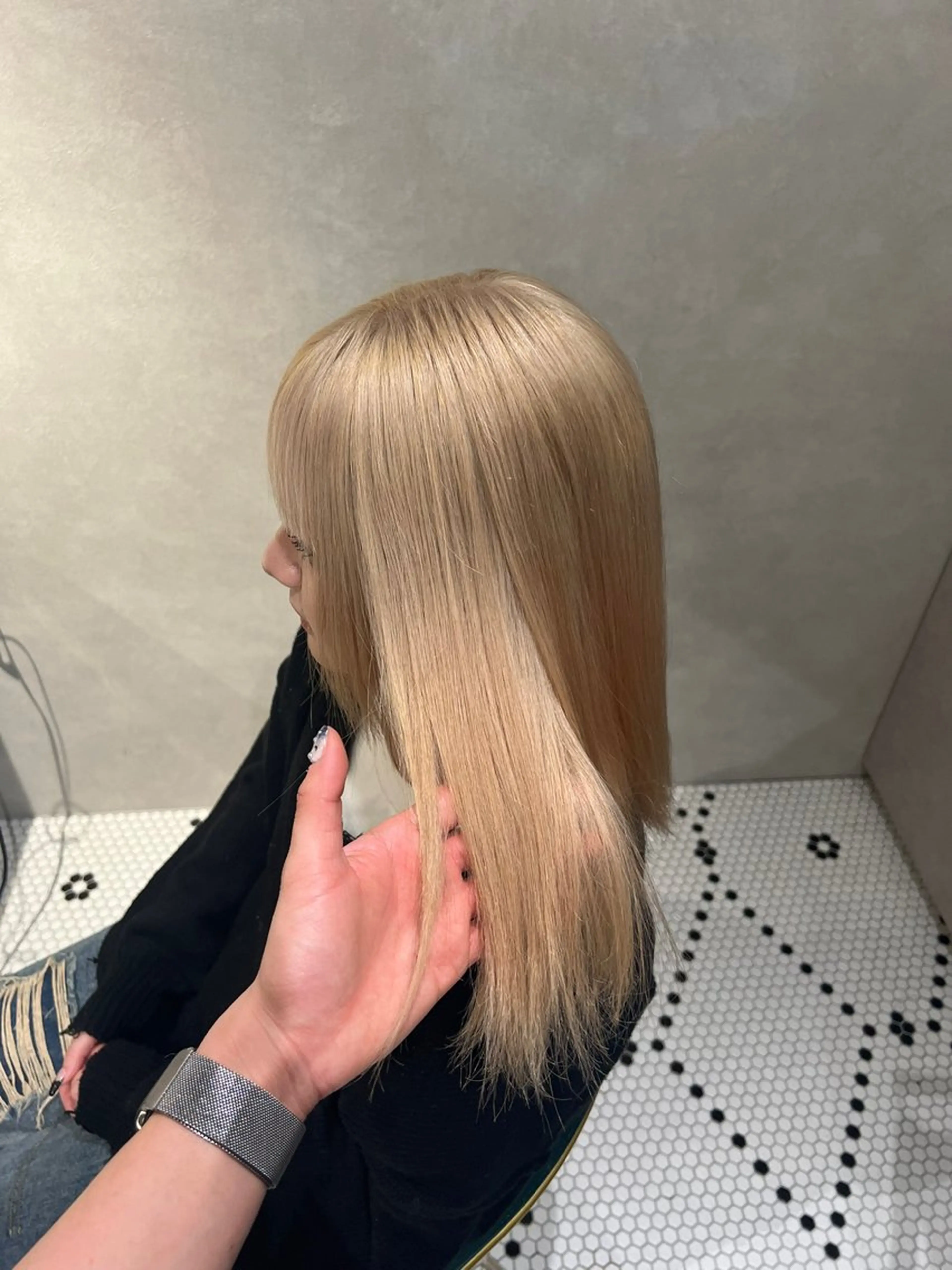 【Bleachcolor💛】ブリーチリタッチ➕ワンカラー《切れ毛・ダメージ軽減ケアブリーチ&艶々トリートメント込み✨》の写真