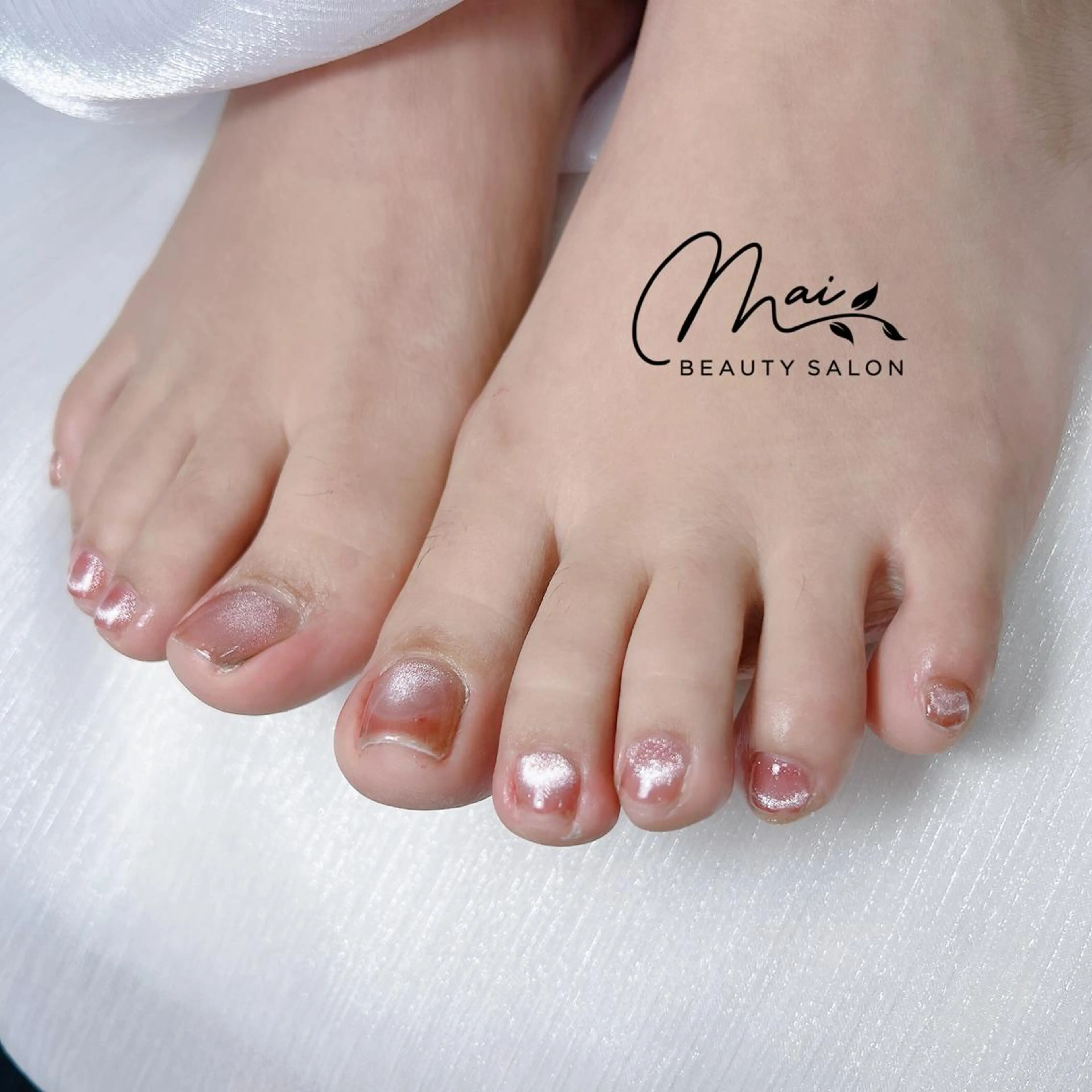 ネイル オーロラネイル チークネイル 長さ出し フラッシュネイル フットネイル MaiBeauty マイ マイのネイルデザイン