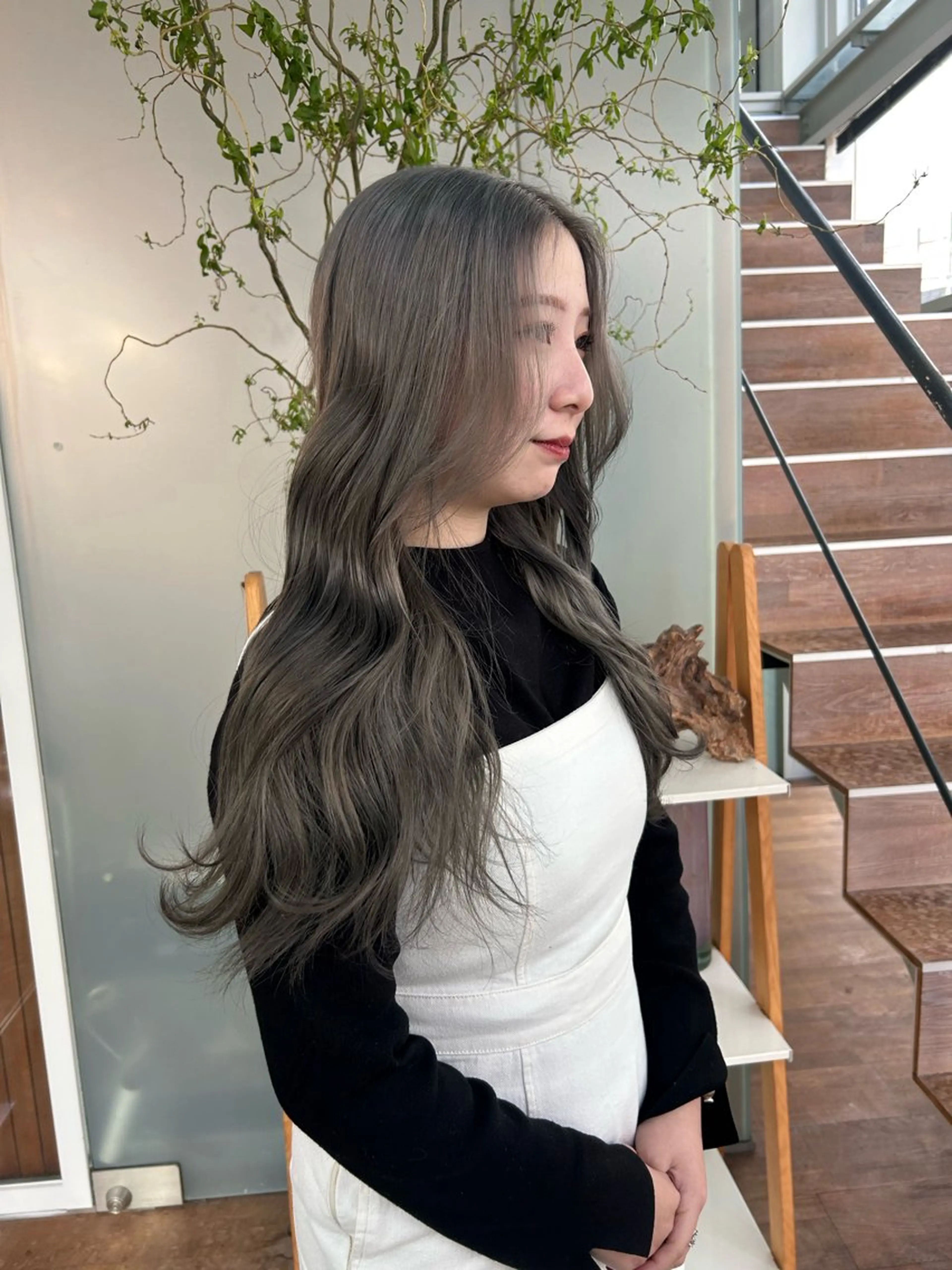 カラー VISION   aoyama所属・かがやしづ ⭐️ハイトーンのヘアスタイル