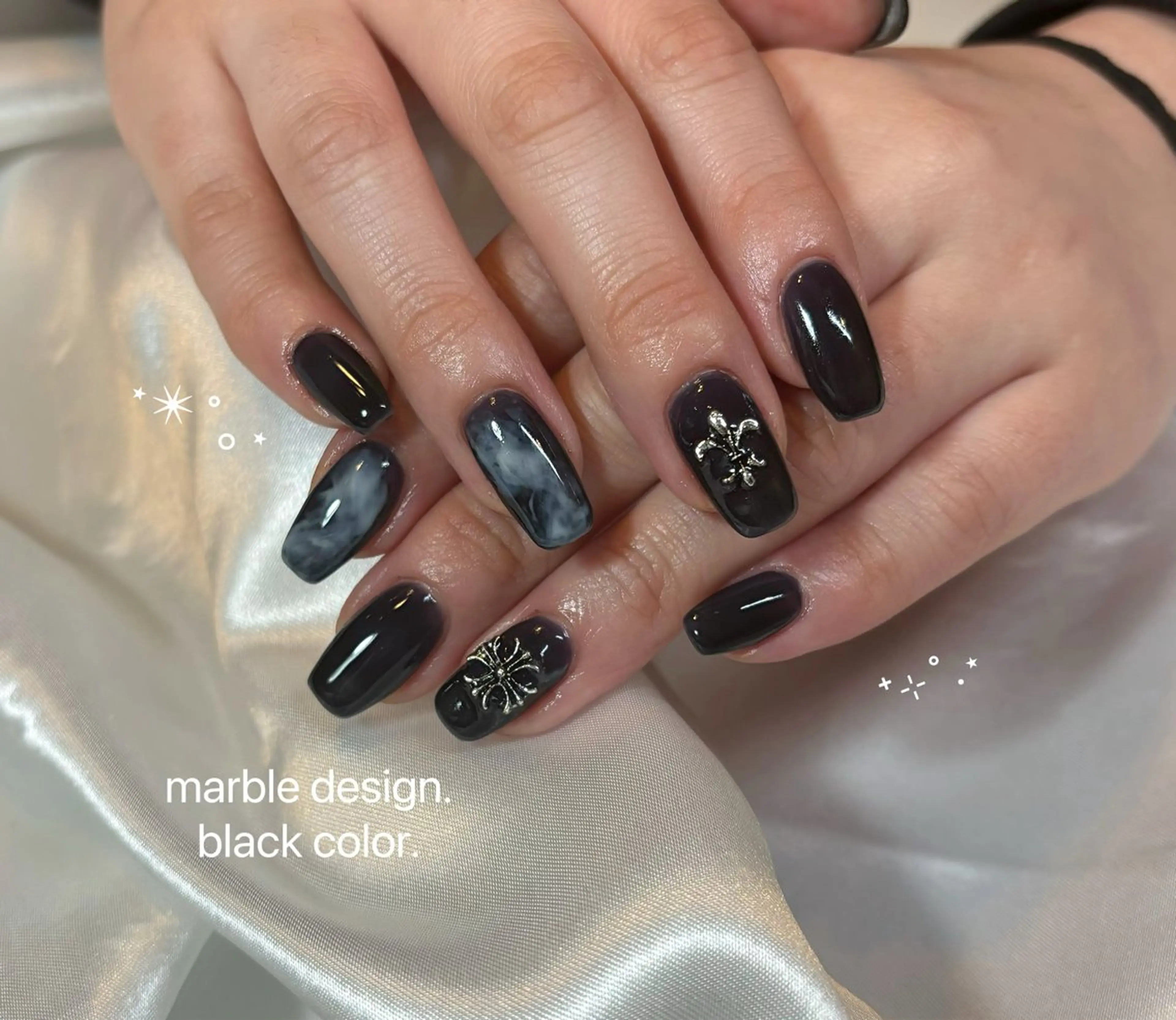 ネイル 大理石ネイル(マーブル) ニュアンスネイル Chat　noir所属・【chatnoir】 MIYUのネイルデザイン
