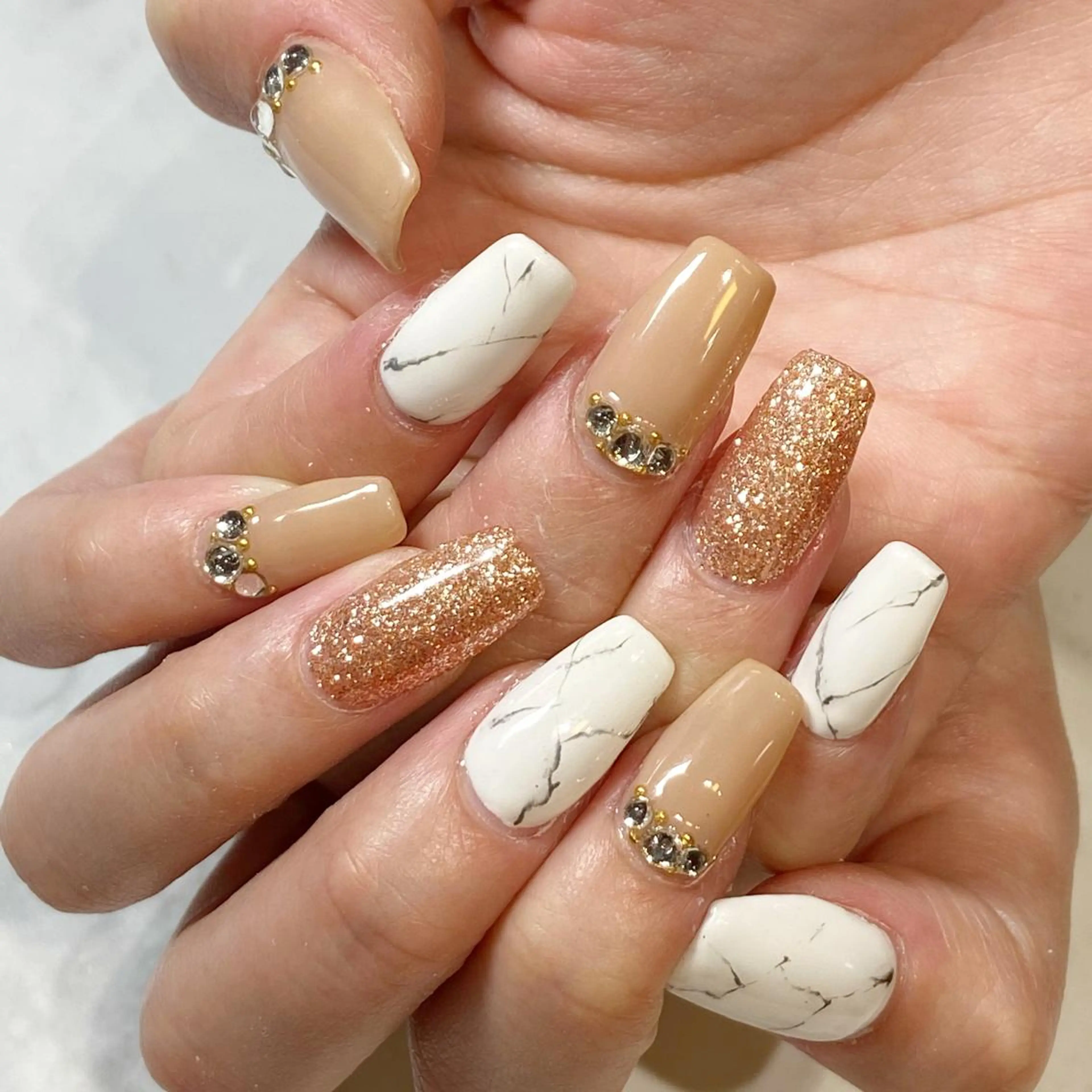 ネイル 持ち込み スカルプネイル ネイルチップ ハンドネイル YUN 💅のネイルデザイン