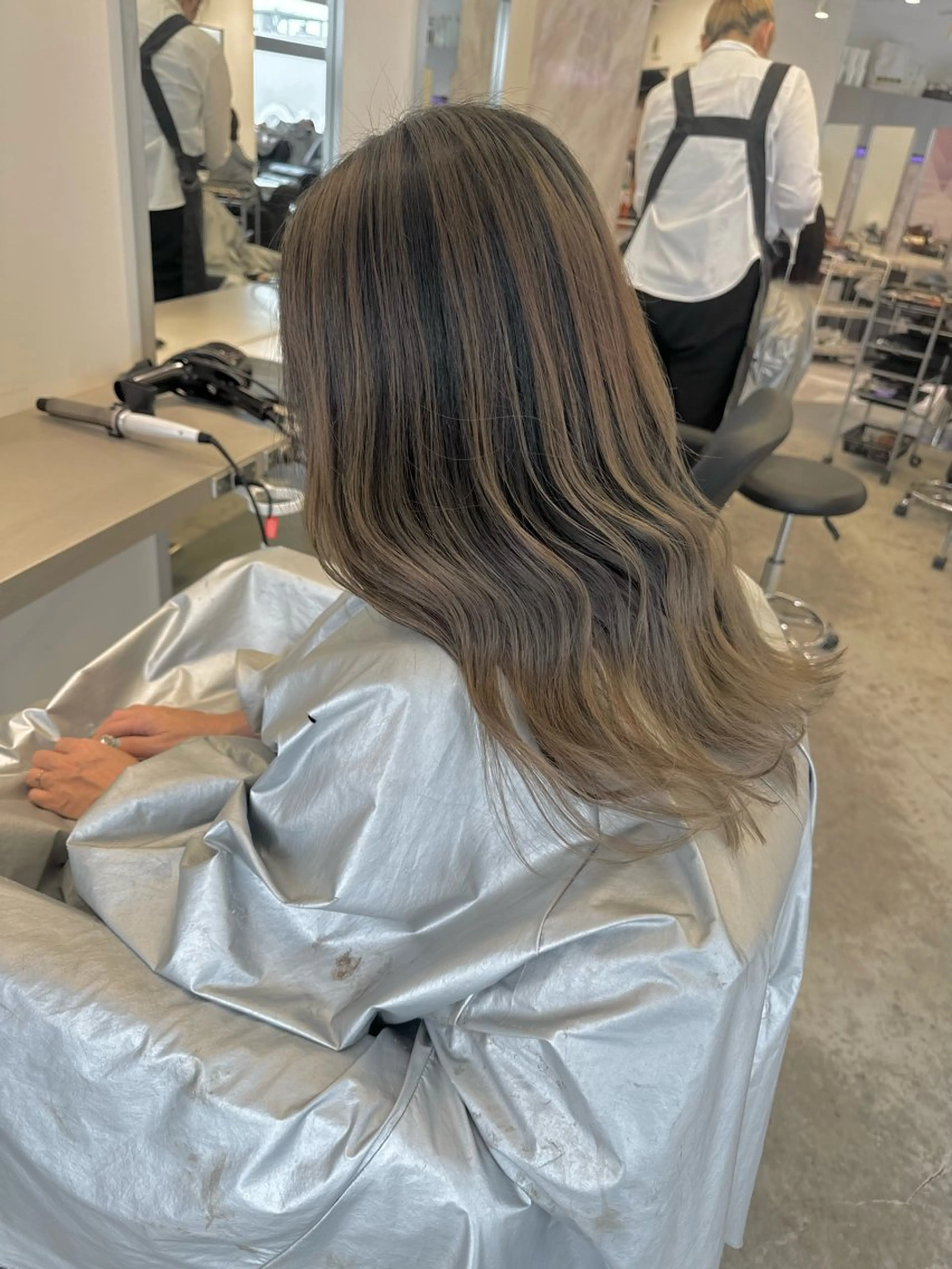 ロング カラー カット ヘアカラー 店長　MANAMI ／ブリーチ／骨格ボブのヘアスタイル